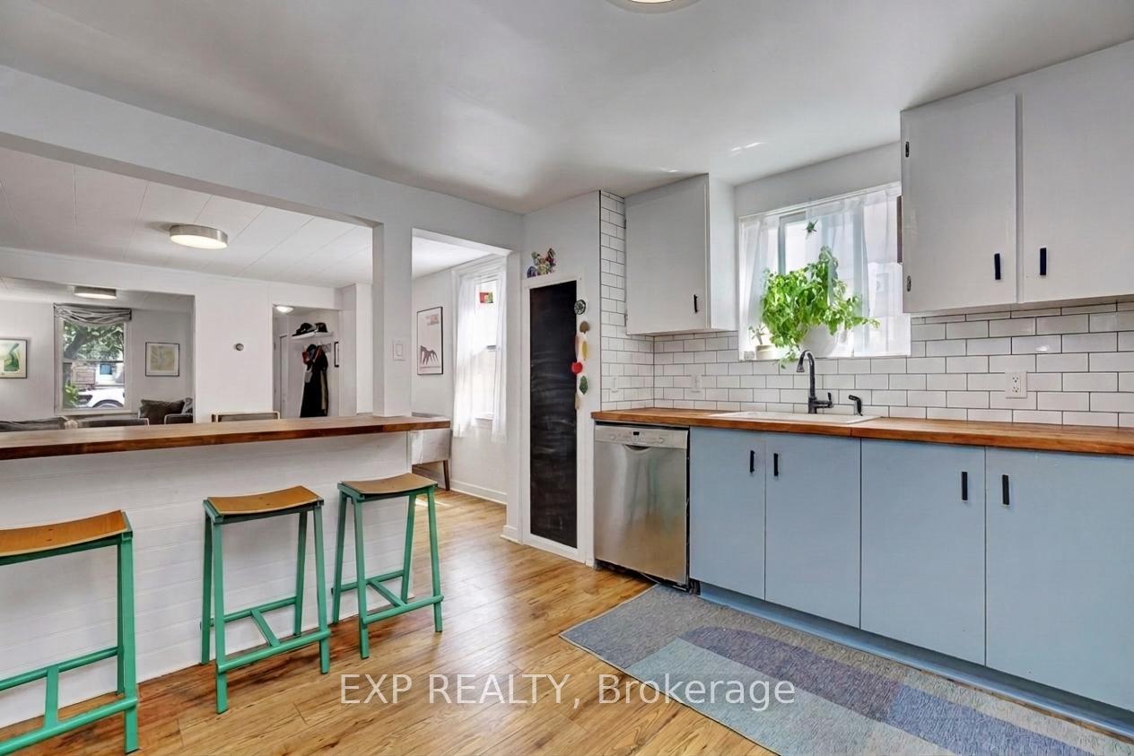 Photo 12 of 102 Lebreton Street N, Ottawa, West Centre Town — HOMEH