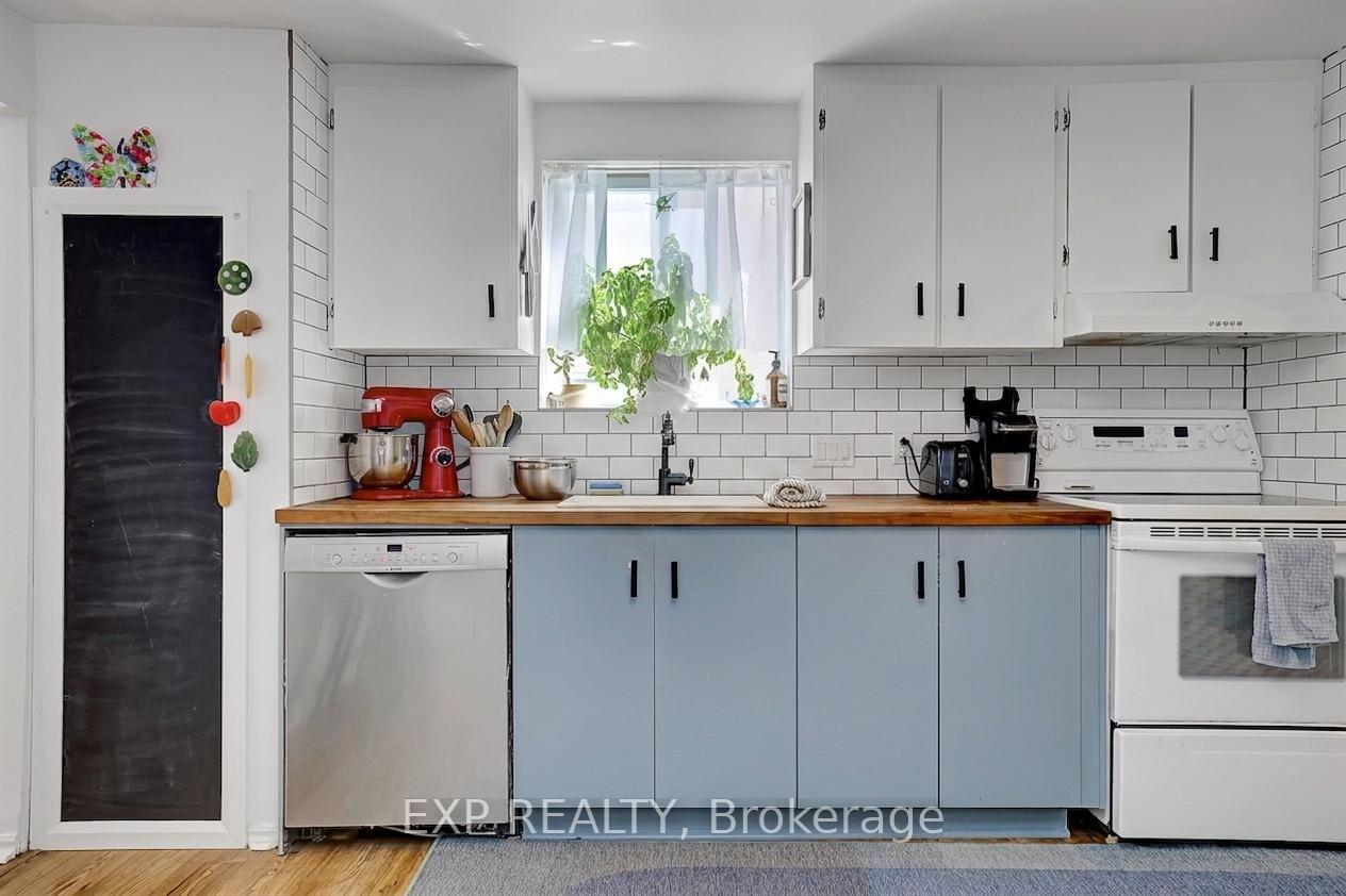 Photo 14 of 102 Lebreton Street N, Ottawa, West Centre Town — HOMEH
