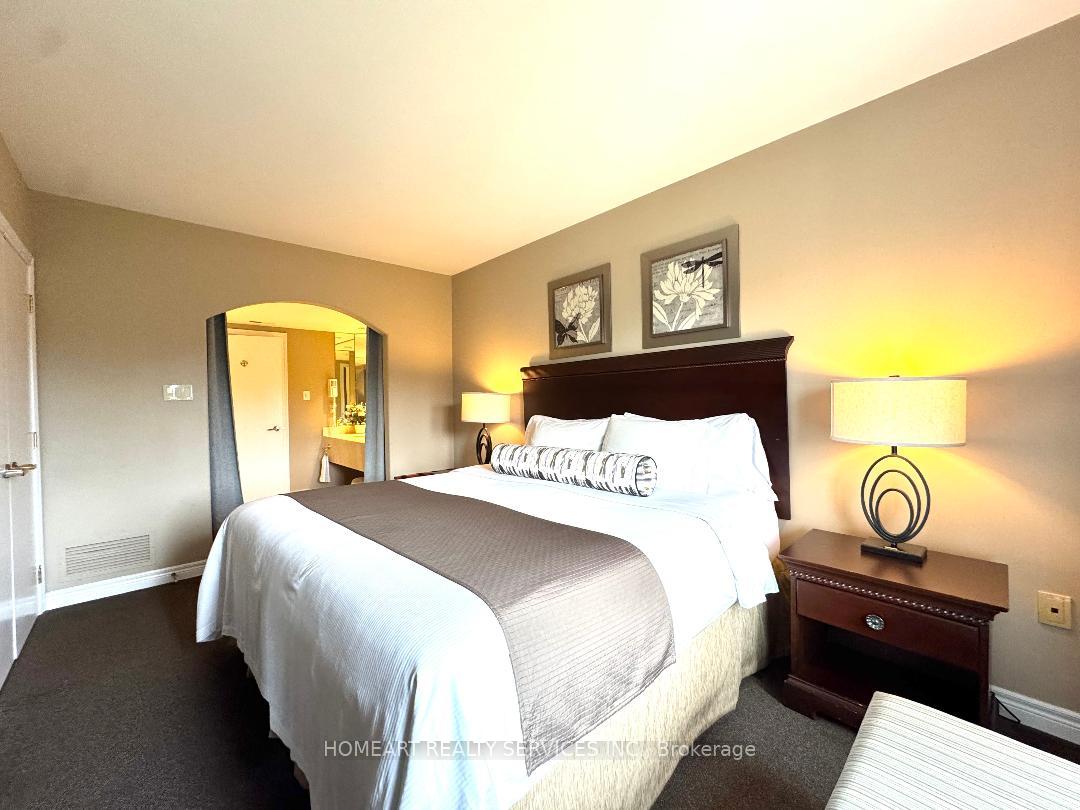 Photo 10 of Unit 2286, 90 Highland Drive, Oro-Medonte, Horseshoe Valley — HOMEH