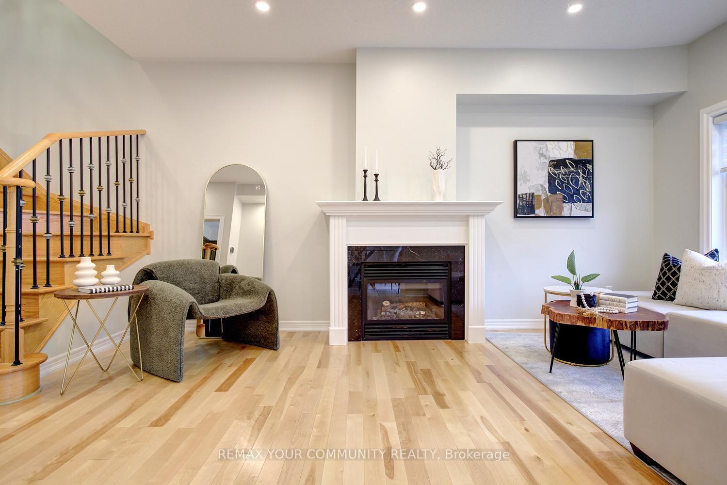 Photo 11 of 186 Lauderdale Drive, Vaughan, Patterson — HOMEH