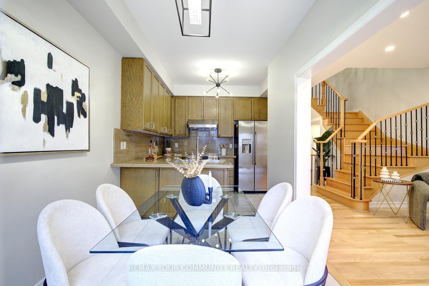Photo 13 of 186 Lauderdale Drive, Vaughan, Patterson — HOMEH