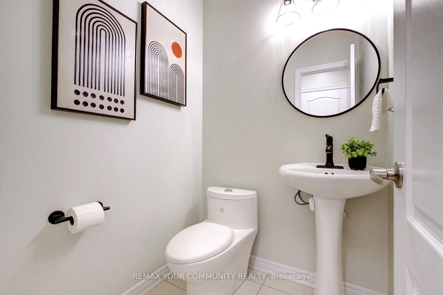 Photo 26 of 186 Lauderdale Drive, Vaughan, Patterson — HOMEH