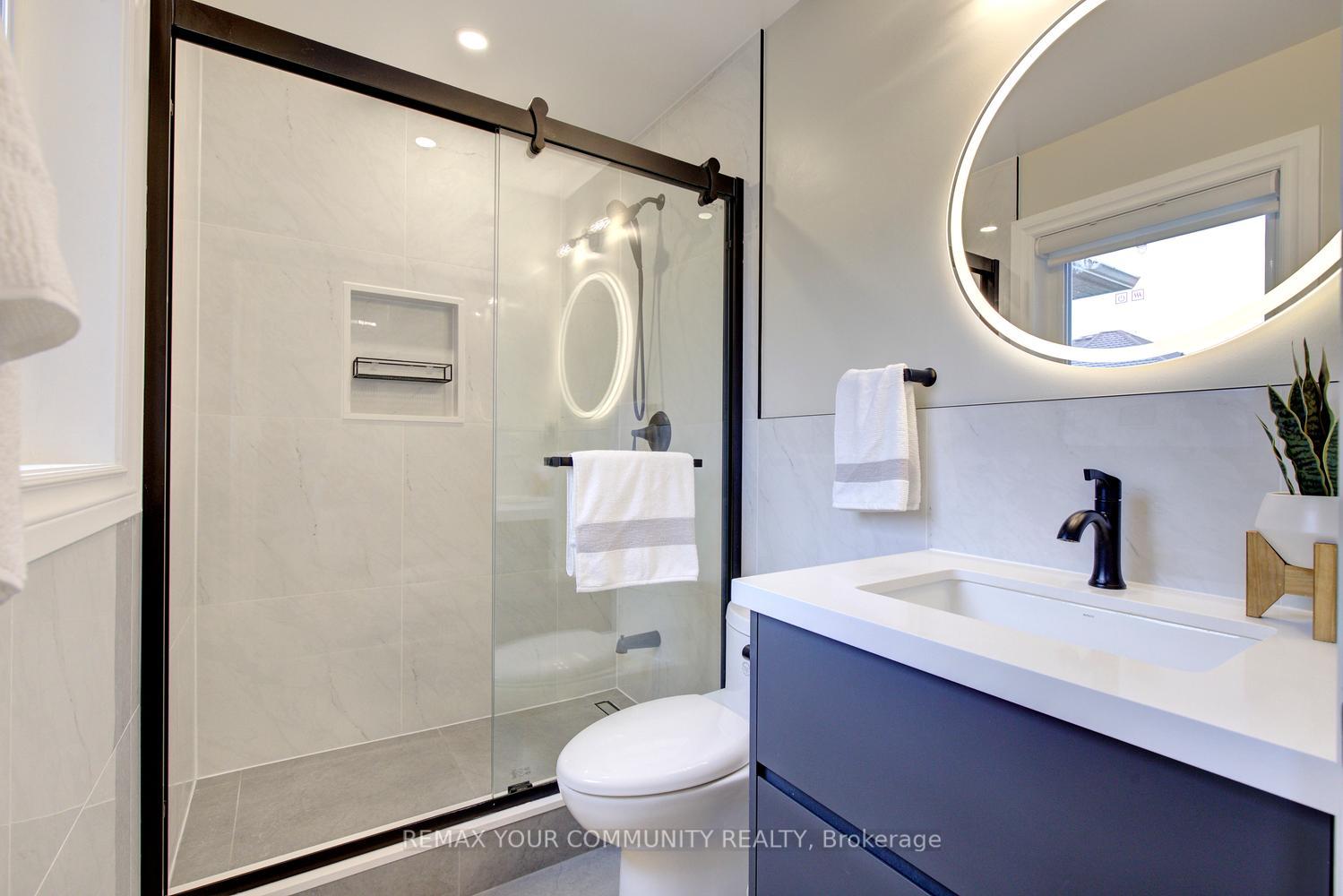 Photo 31 of 186 Lauderdale Drive, Vaughan, Patterson — HOMEH