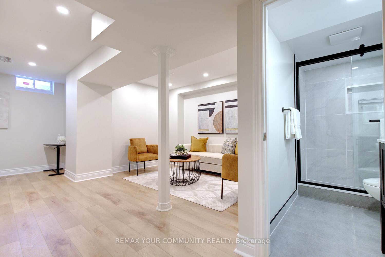 Photo 38 of 186 Lauderdale Drive, Vaughan, Patterson — HOMEH
