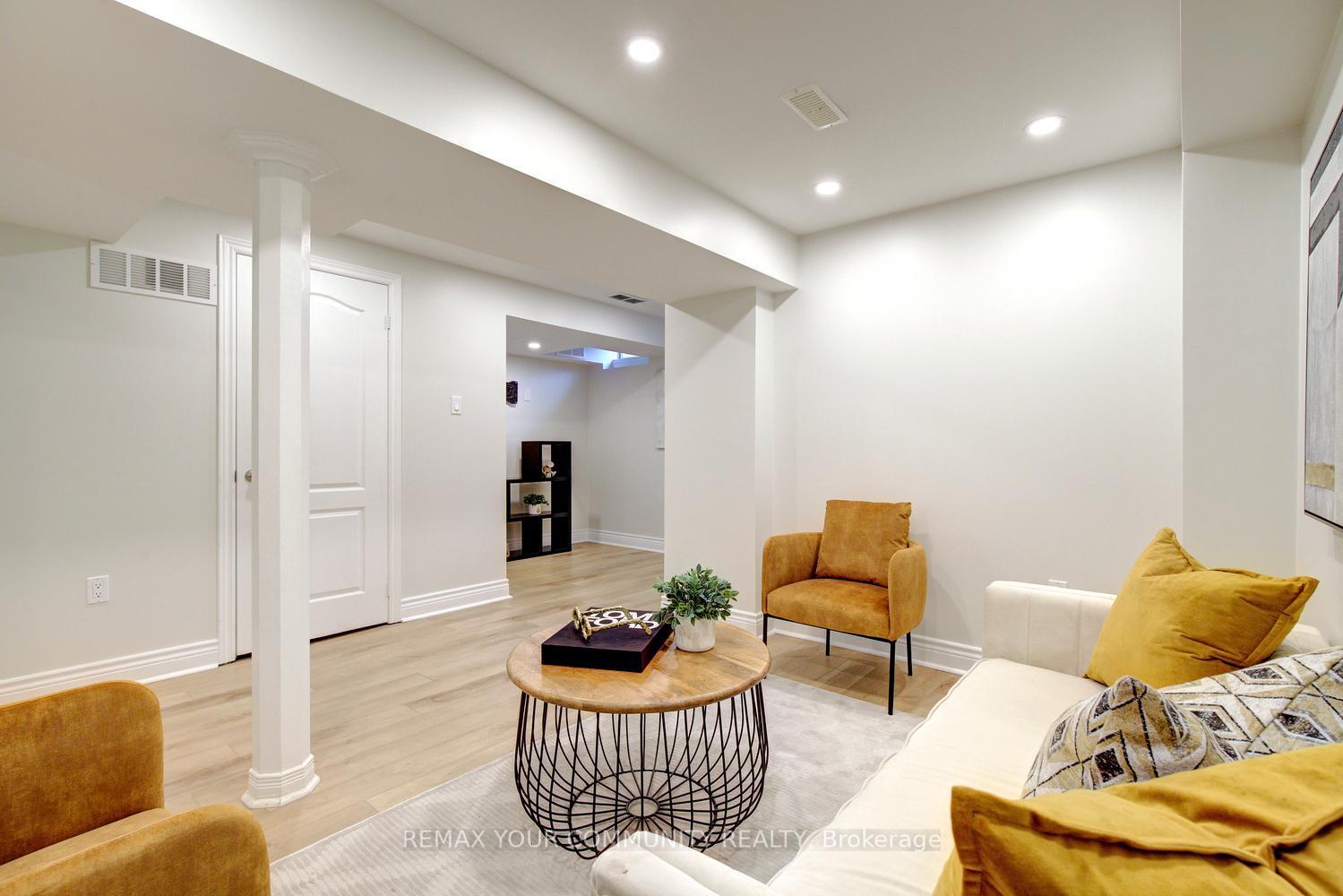 Photo 42 of 186 Lauderdale Drive, Vaughan, Patterson — HOMEH