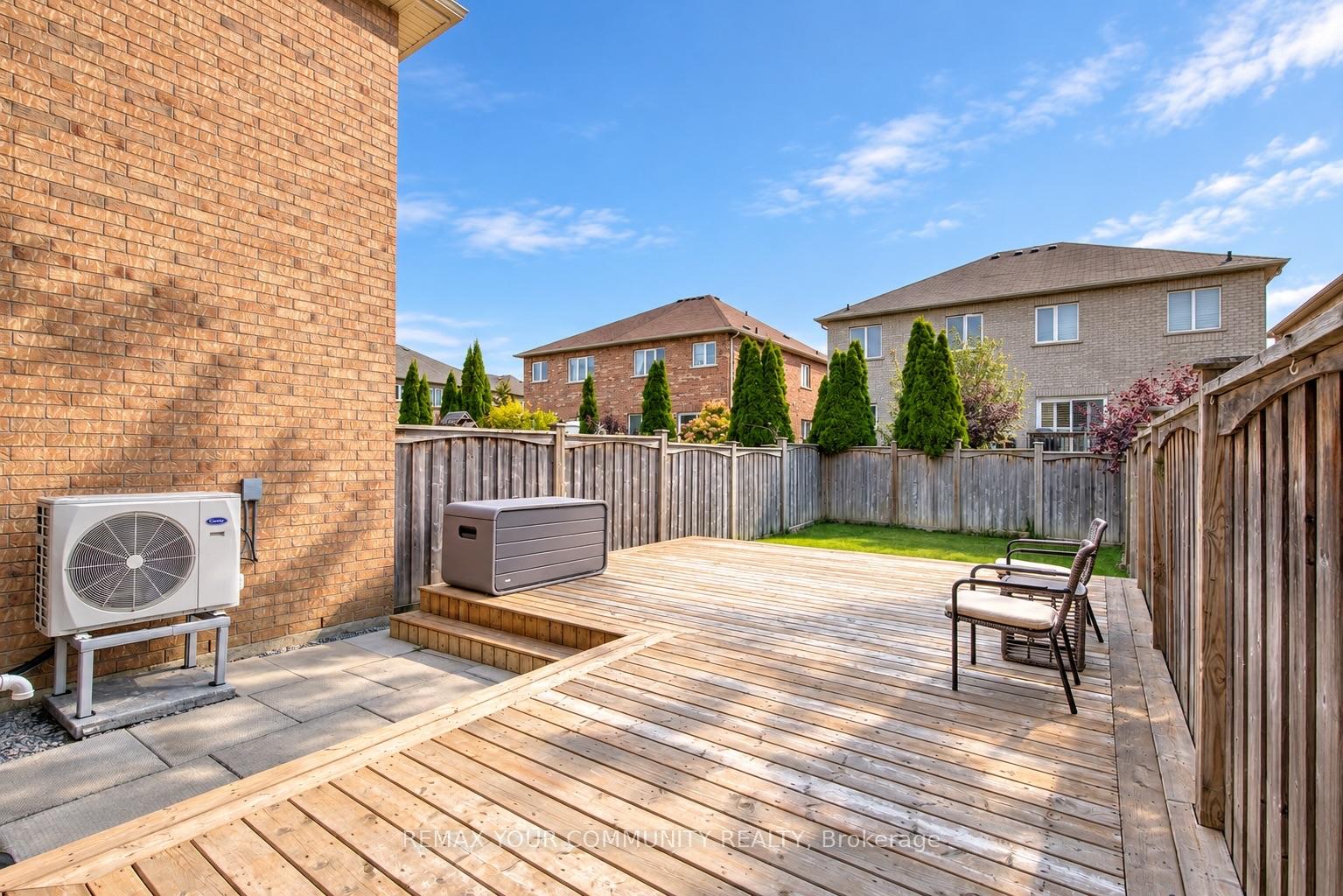 Photo 47 of 186 Lauderdale Drive, Vaughan, Patterson — HOMEH