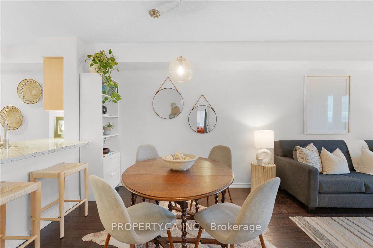 Photo 7 of Unit 822, 61 Heintzman Street, Toronto, Junction Area — HOMEH