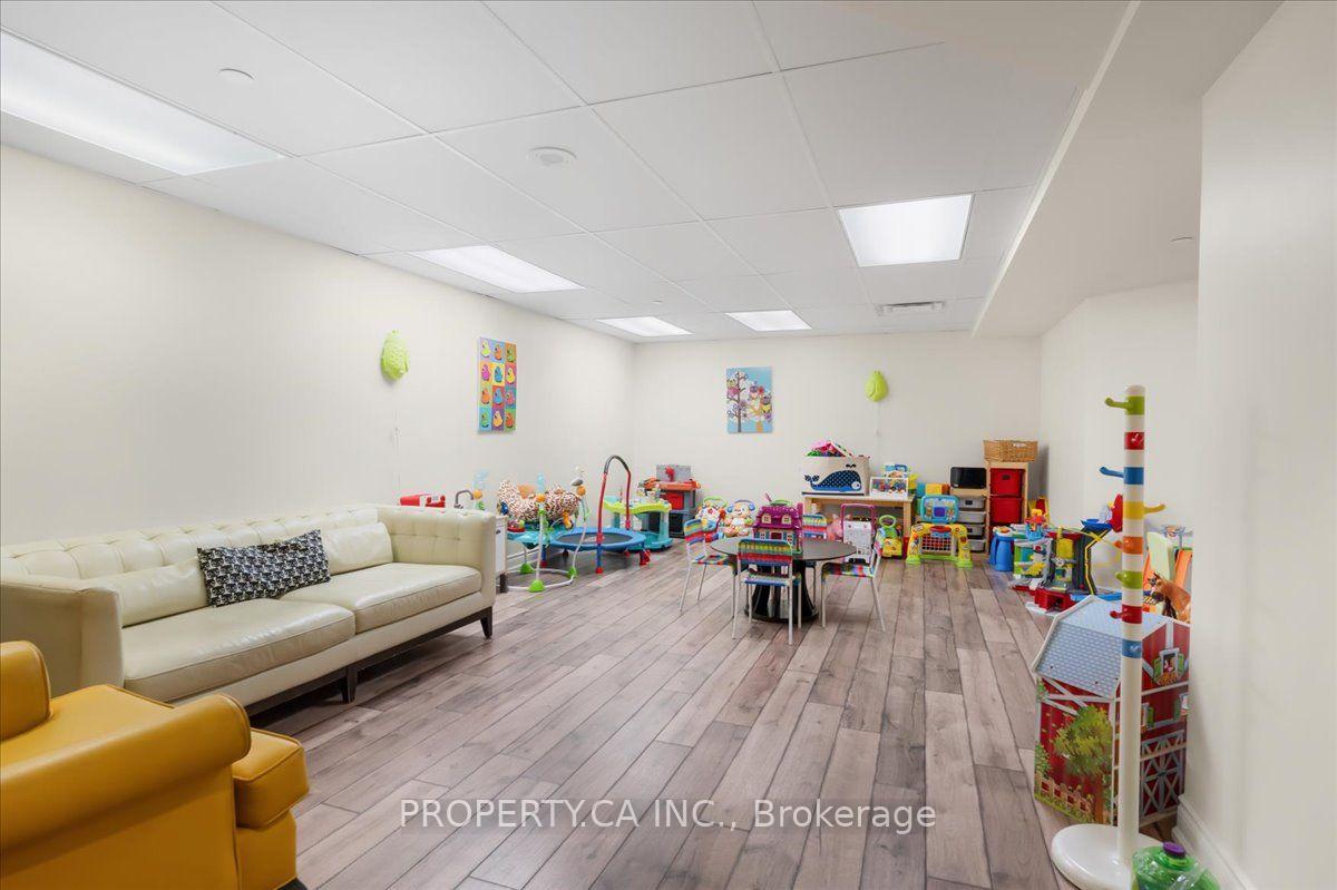 Photo 25 of Unit 822, 61 Heintzman Street, Toronto, Junction Area — HOMEH