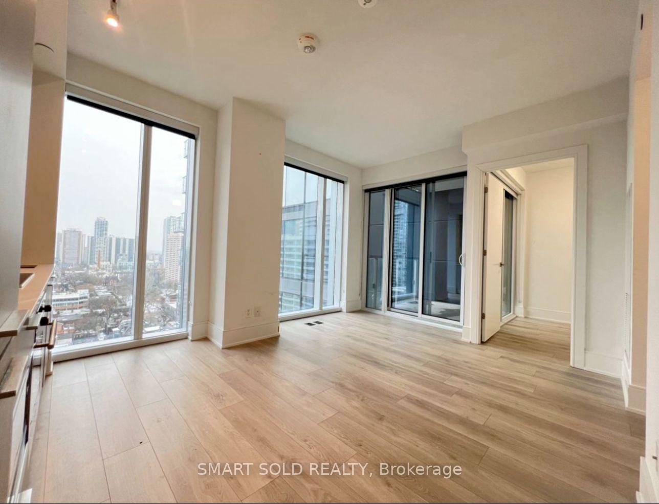 Photo 3 of Unit 817, 3 Gloucester Street, Toronto, Church-Yonge Corridor — HOMEH