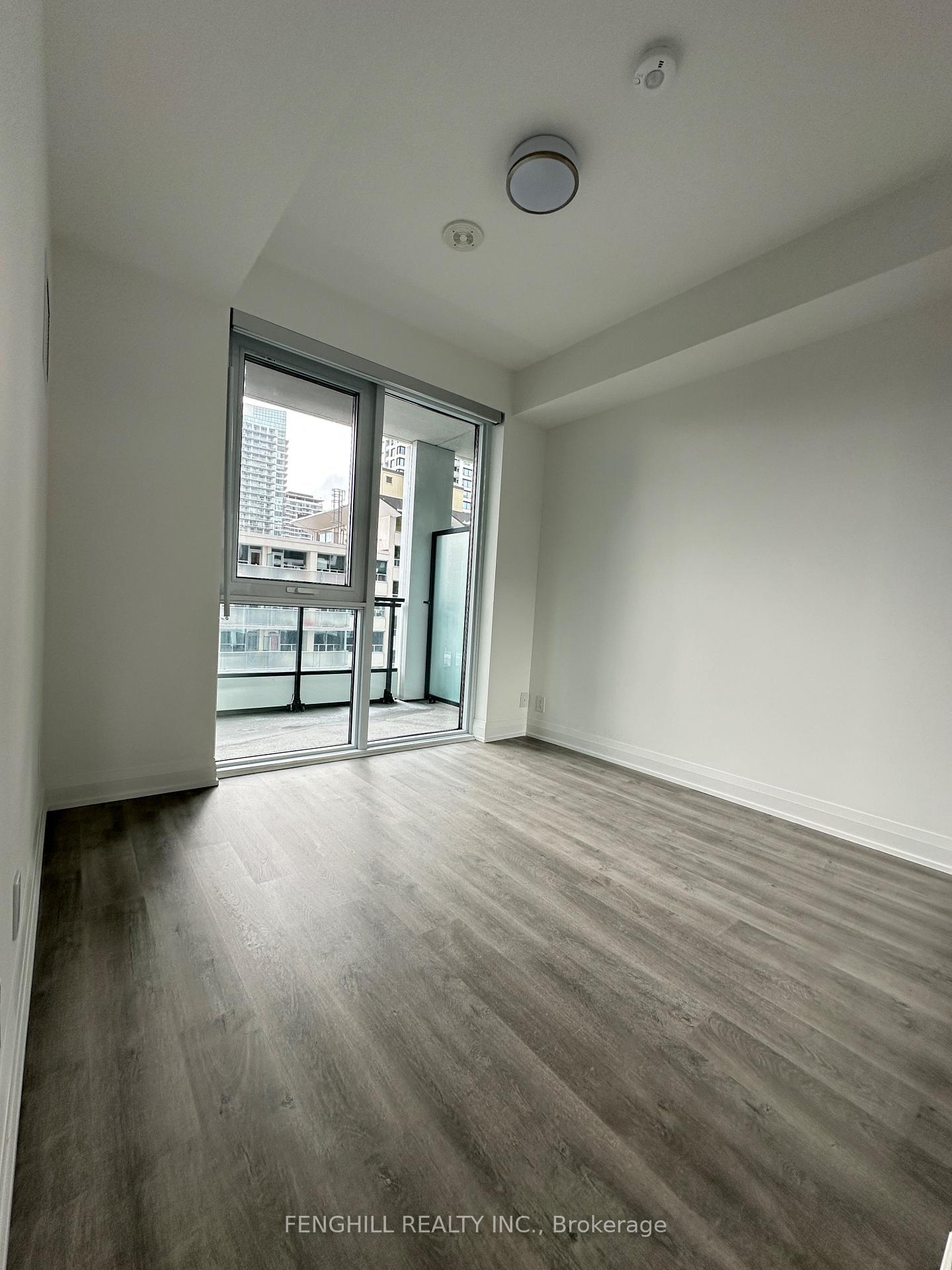 Photo 3 of 65 Broadway Avenue, Toronto, Mount Pleasant West — HOMEH