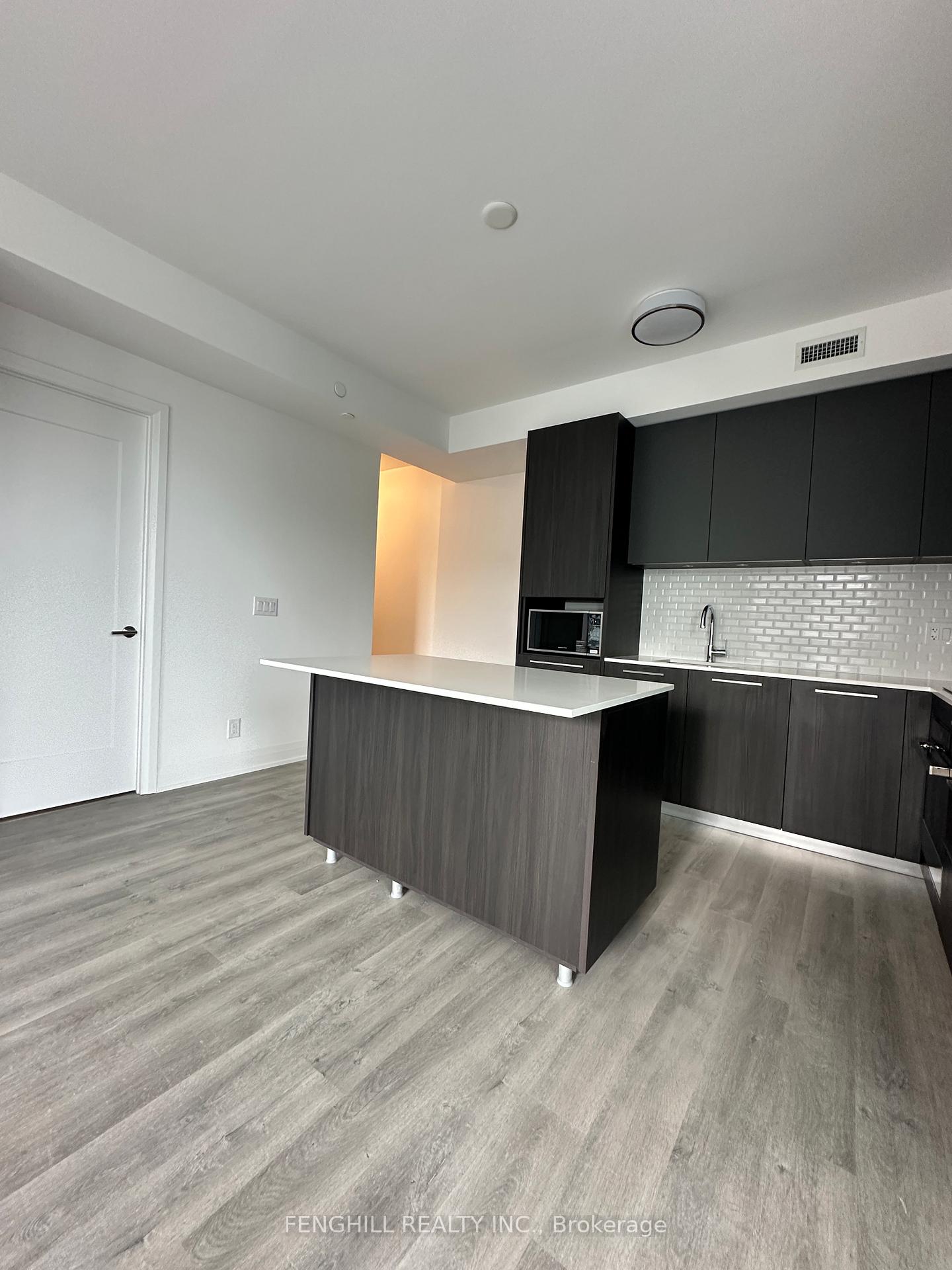 Photo 8 of 65 Broadway Avenue, Toronto, Mount Pleasant West — HOMEH