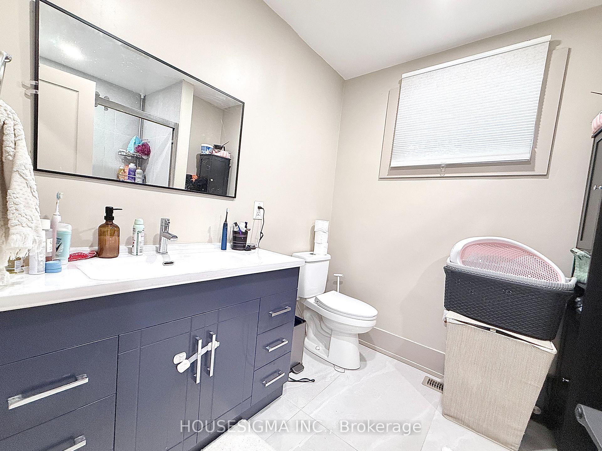 Photo 20 of 335 Lees Lane, Oakville, West — HOMEH