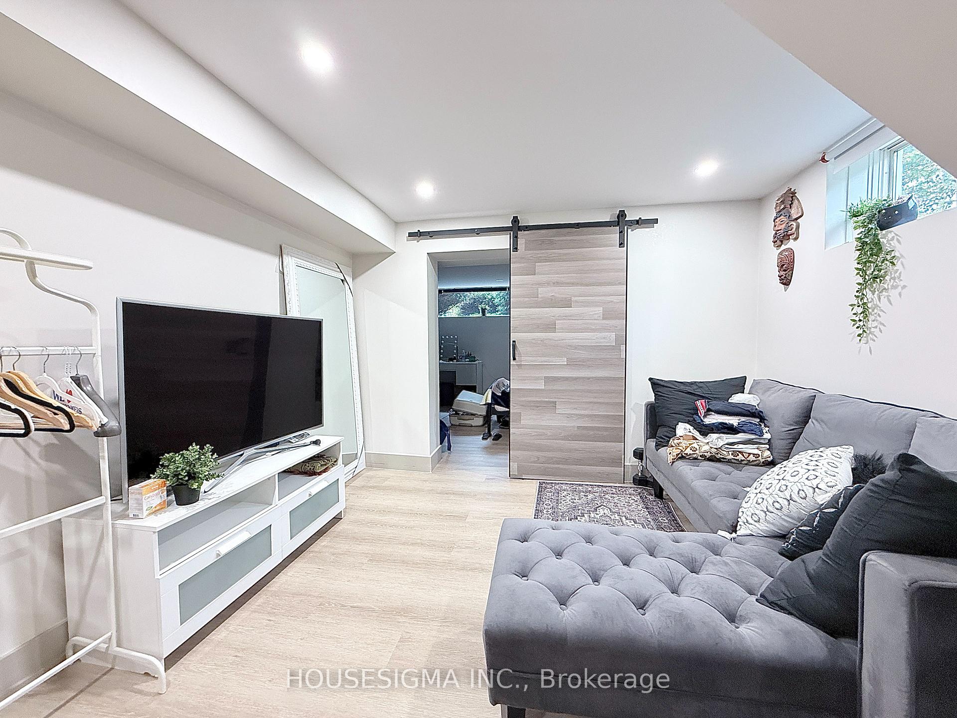 Photo 31 of 335 Lees Lane, Oakville, West — HOMEH
