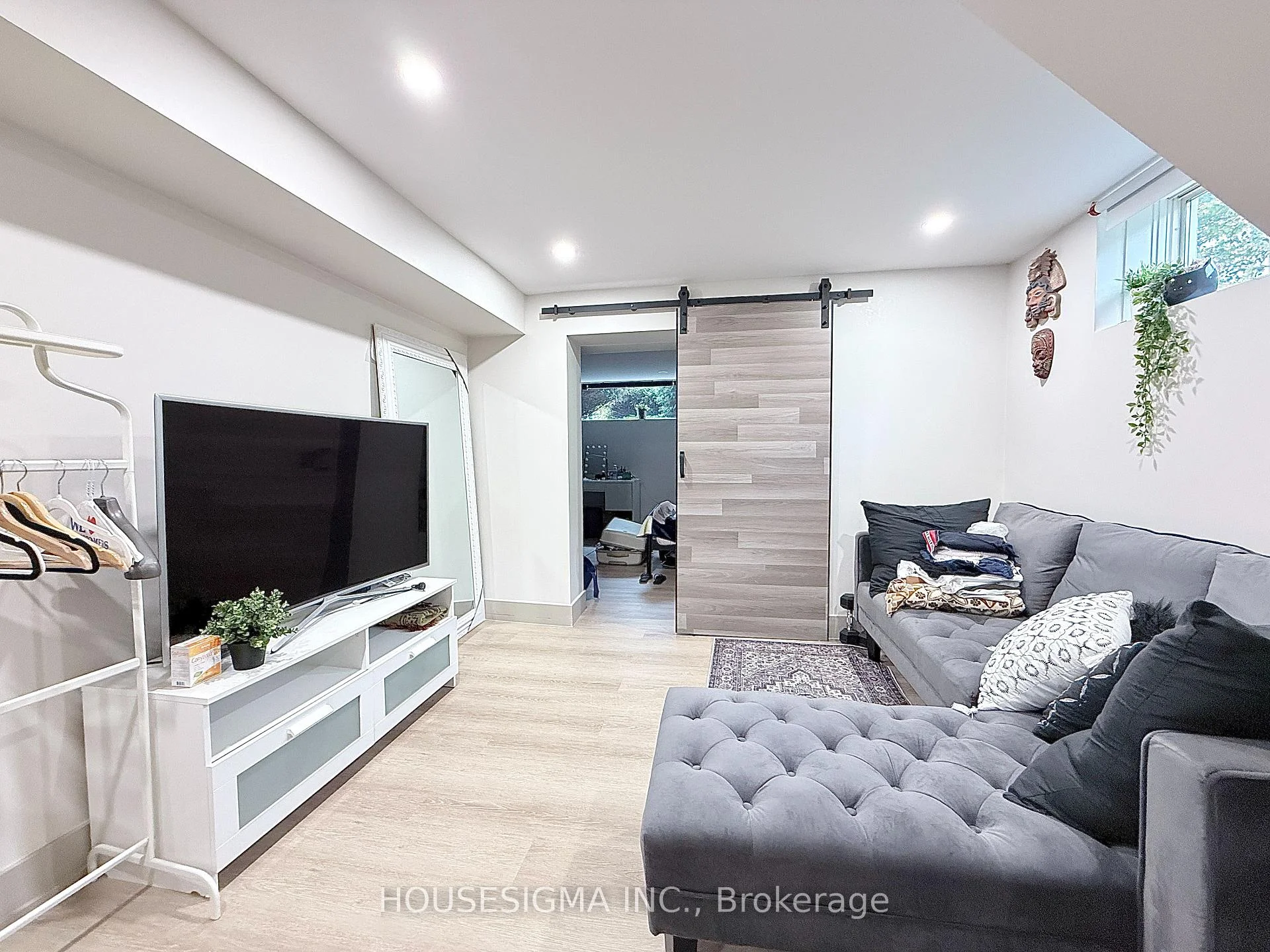 Photo 44 of 335 Lees Lane, Oakville, West — HOMEH