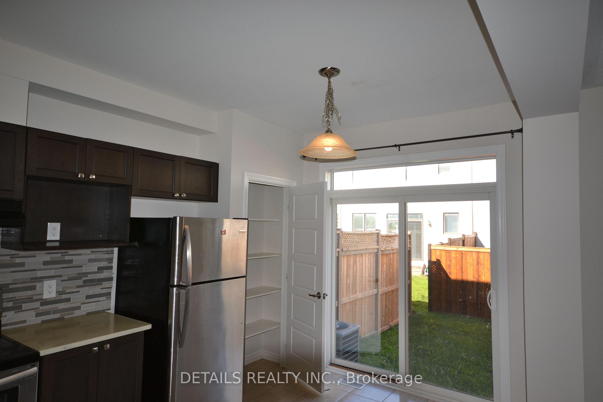 Photo 8 of 219 Merak Way, Ottawa, Barrhaven - Half Moon Bay — HOMEH