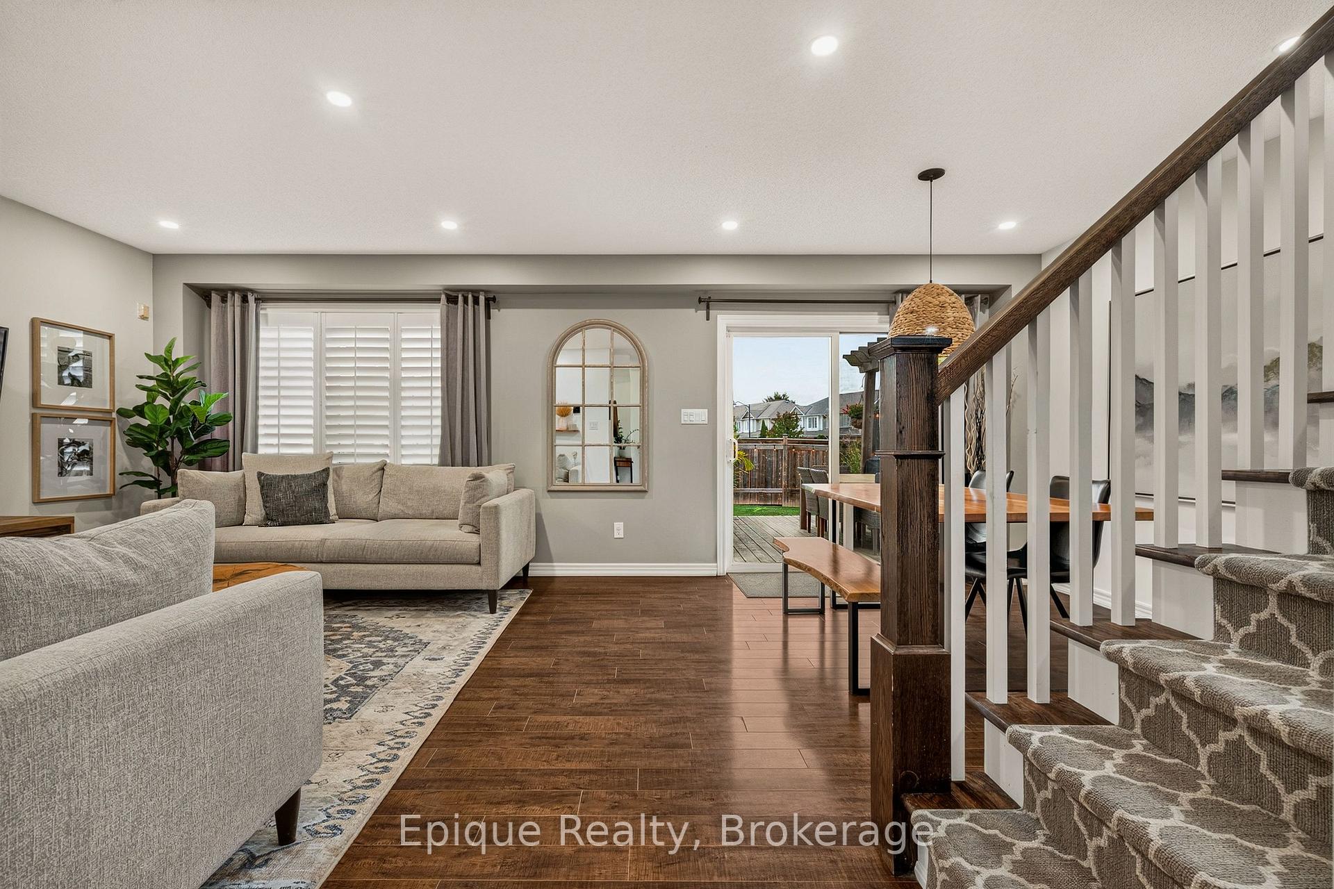 Photo 12 of 227 Fall Fair Way, Hamilton, Binbrook — HOMEH