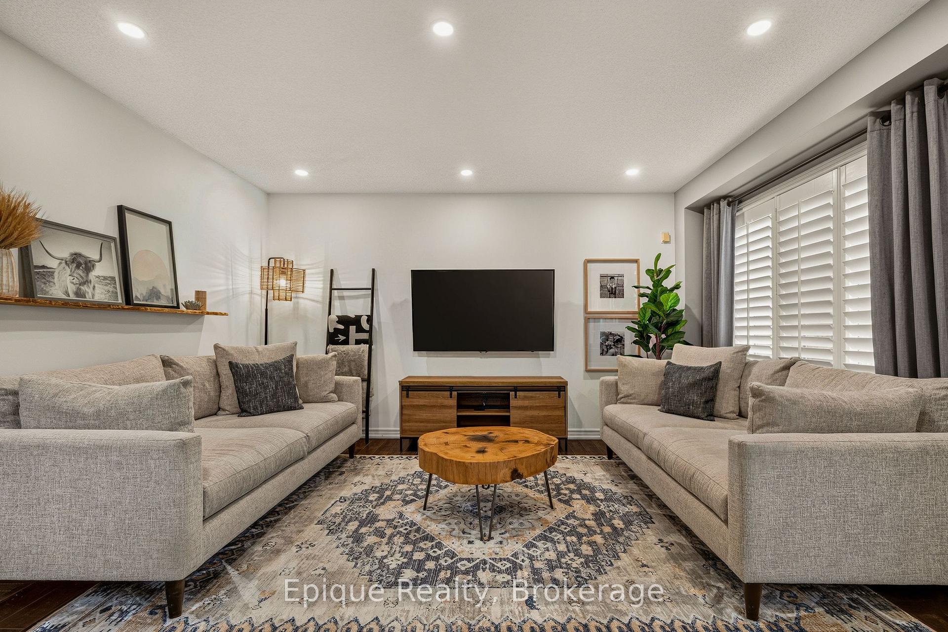Photo 13 of 227 Fall Fair Way, Hamilton, Binbrook — HOMEH