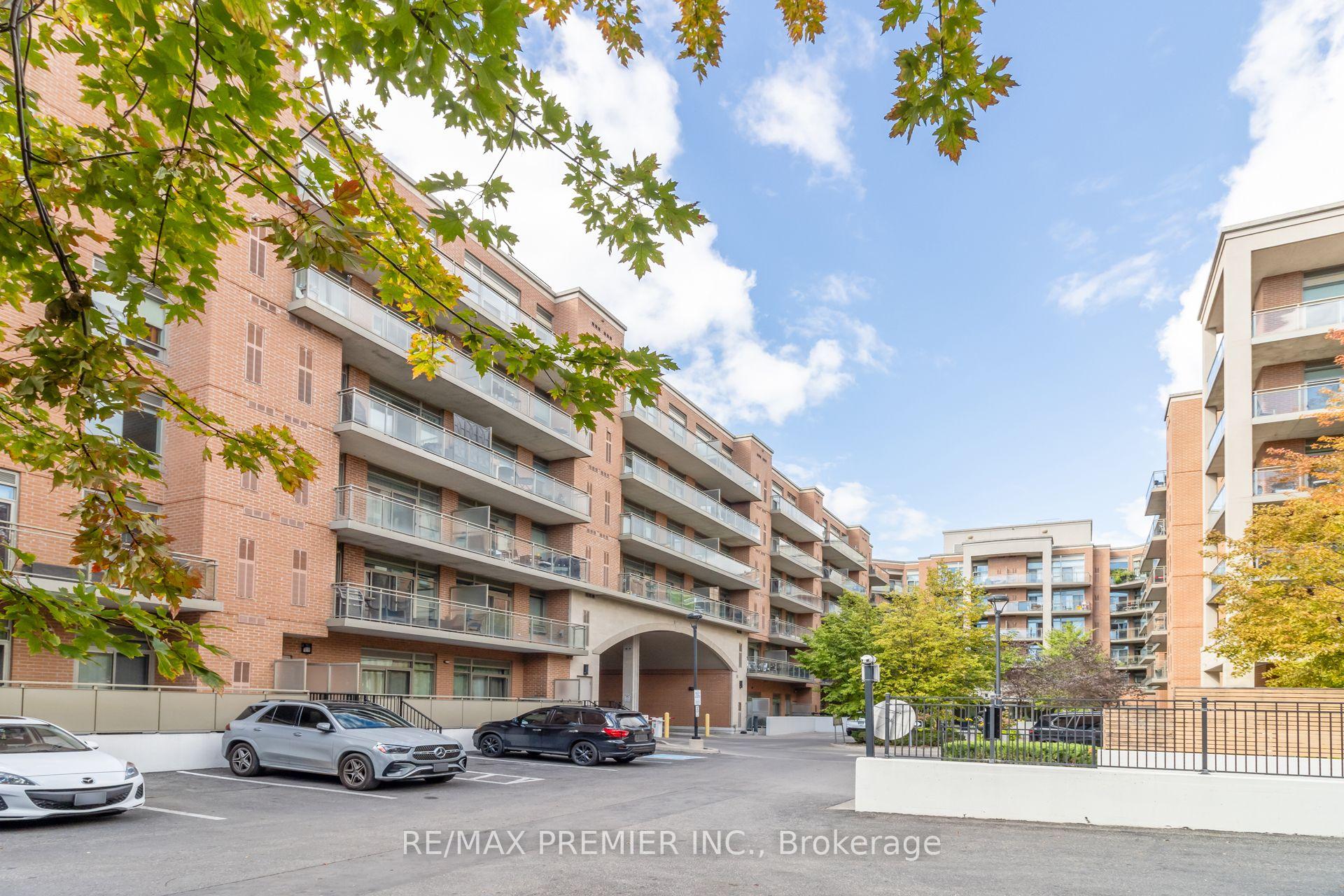 Photo 3 of Unit 407, 281 Woodbridge Avenue, Vaughan, West Woodbridge — HOMEH