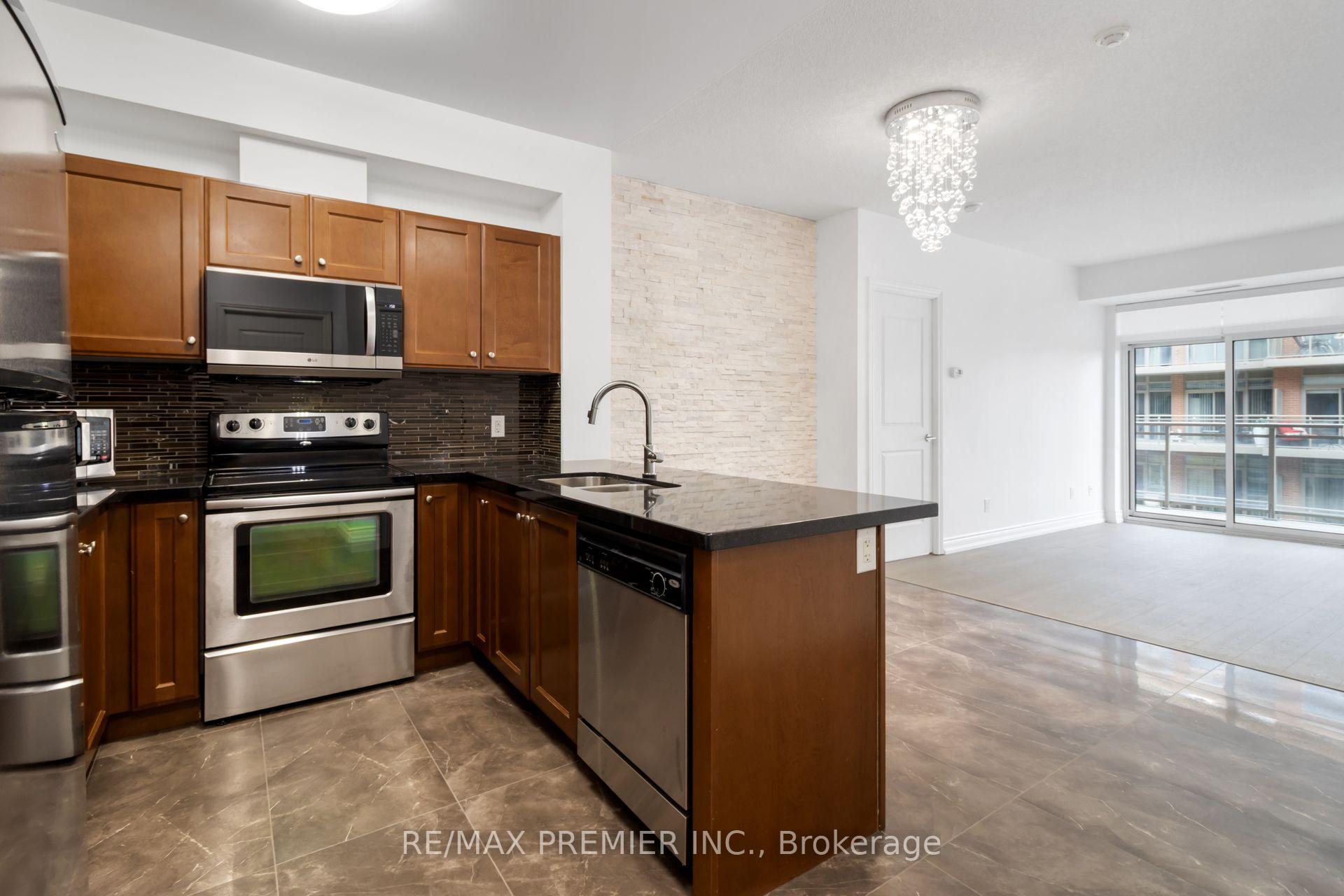 Photo 17 of Unit 407, 281 Woodbridge Avenue, Vaughan, West Woodbridge — HOMEH