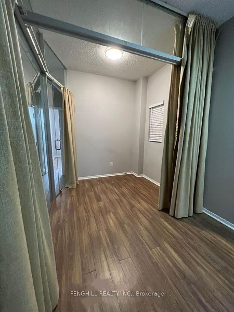 Photo 6 of Unit Main, 678 Bathurst Street, Toronto, Palmerston-Little Italy — HOMEH