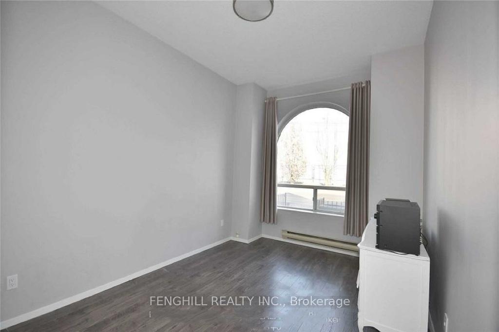 Photo 11 of Unit Main, 678 Bathurst Street, Toronto, Palmerston-Little Italy — HOMEH