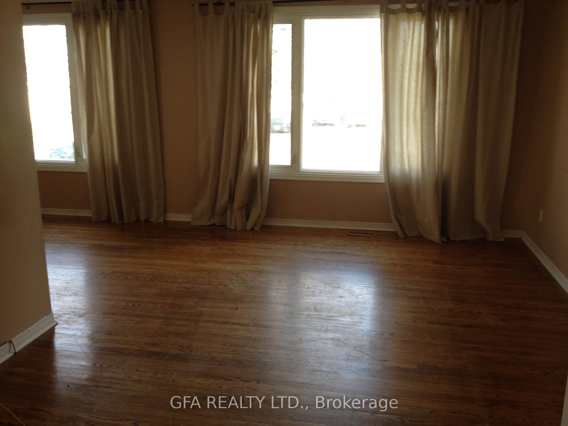 Photo 2 of 30 Reigate Avenue, Brampton, Madoc — HOMEH