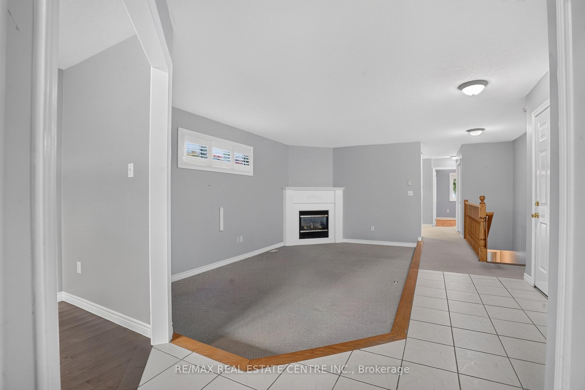 Photo 7 of 10 Pattison Place, Centre Wellington, Fergus — HOMEH