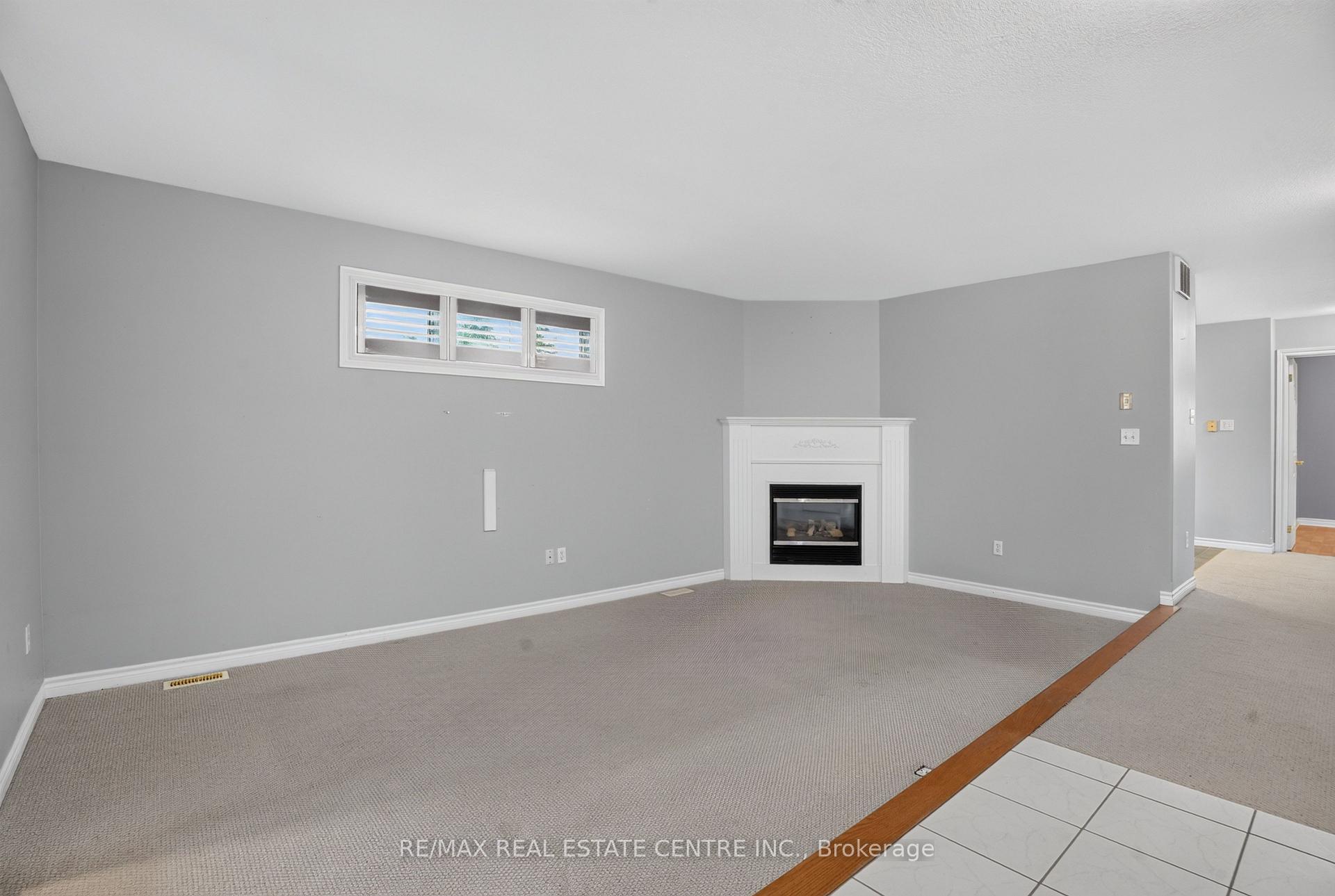 Photo 10 of 10 Pattison Place, Centre Wellington, Fergus — HOMEH
