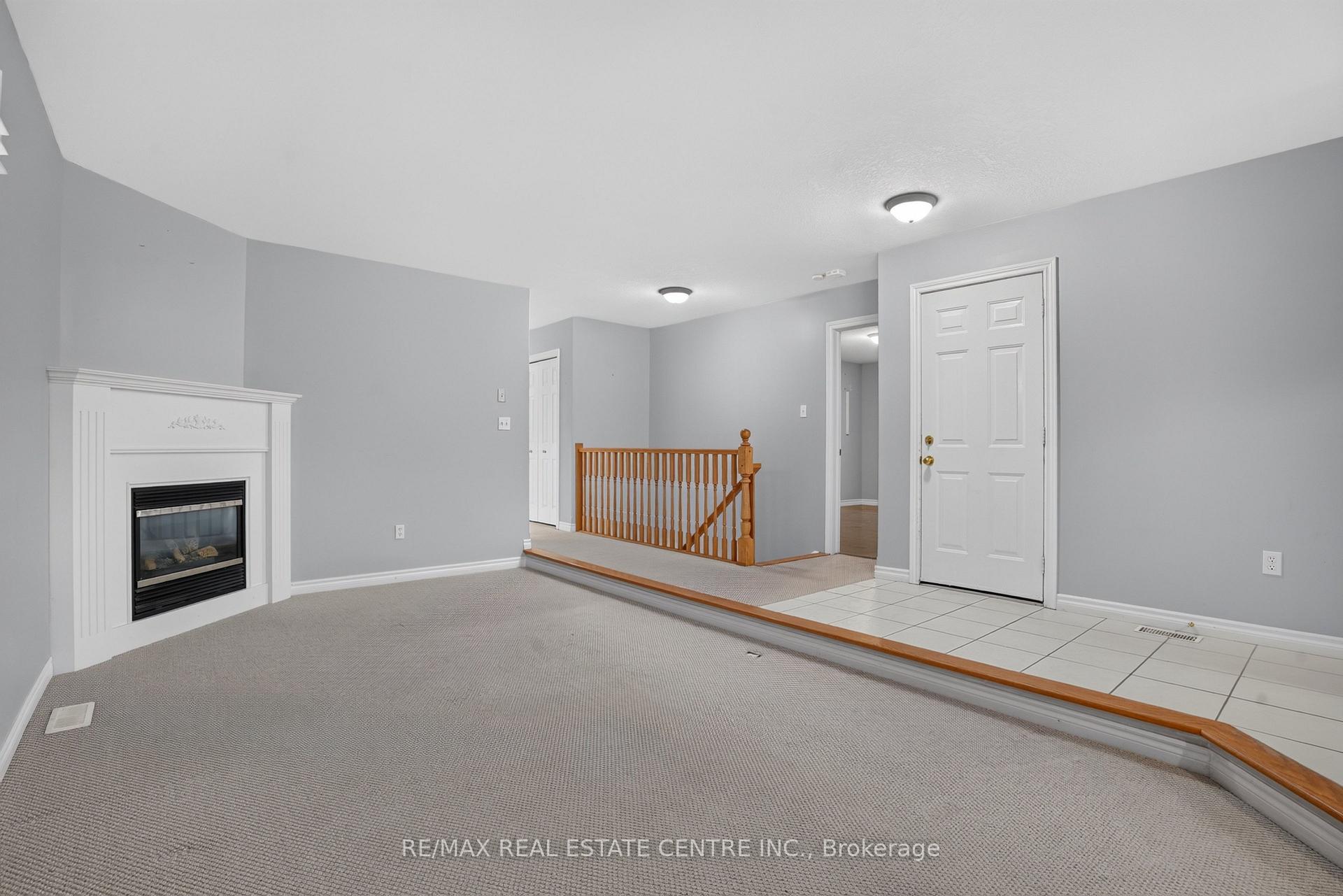 Photo 11 of 10 Pattison Place, Centre Wellington, Fergus — HOMEH