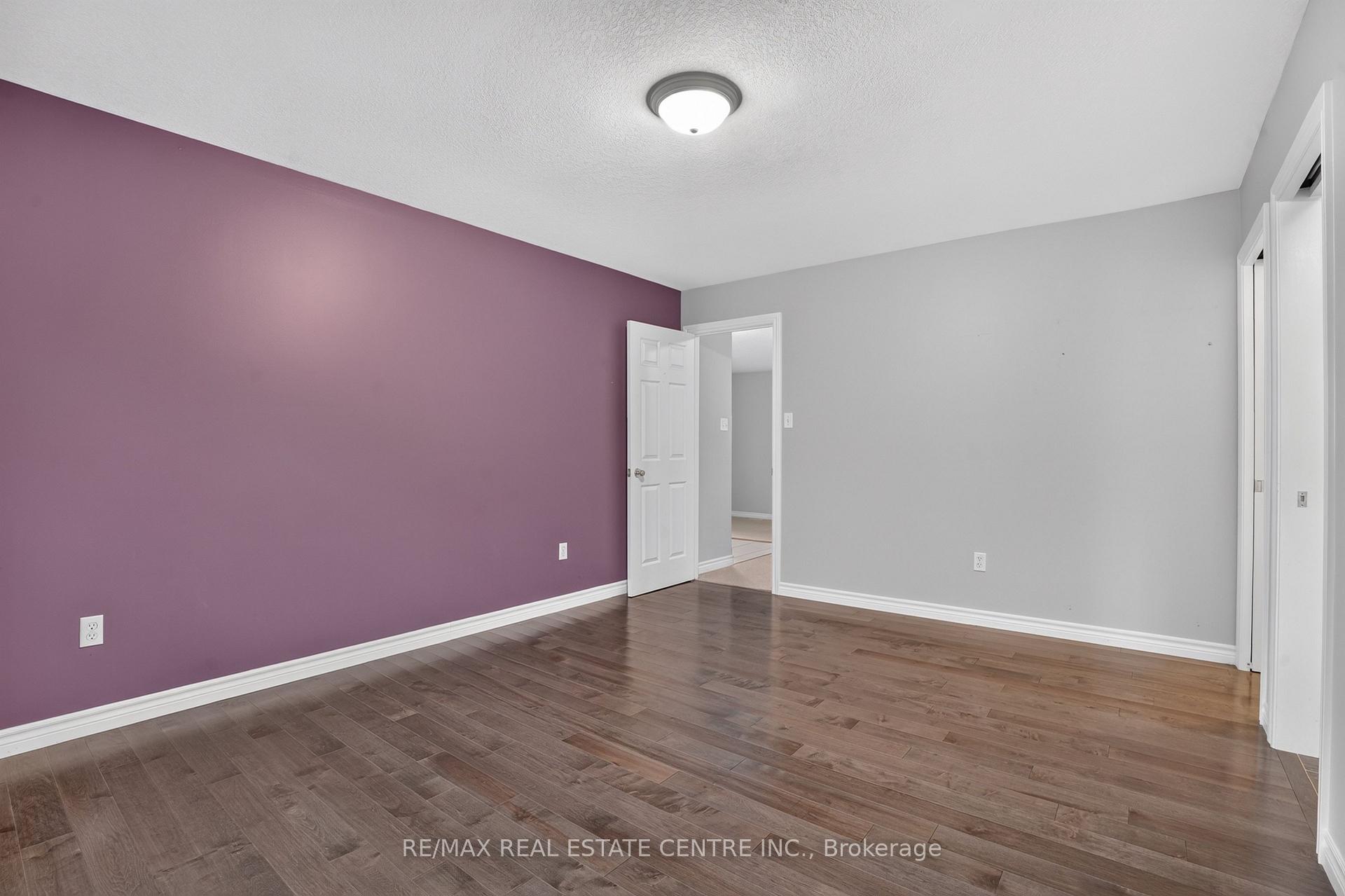 Photo 23 of 10 Pattison Place, Centre Wellington, Fergus — HOMEH