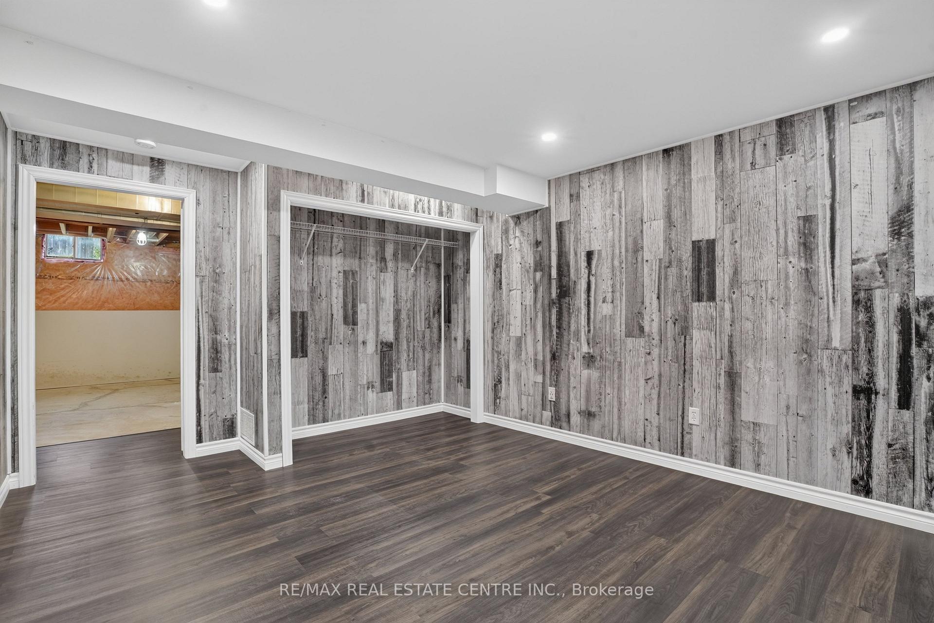 Photo 38 of 10 Pattison Place, Centre Wellington, Fergus — HOMEH