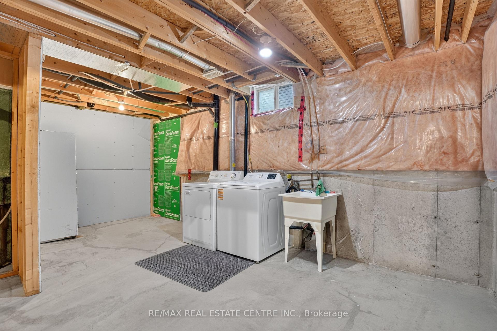 Photo 41 of 10 Pattison Place, Centre Wellington, Fergus — HOMEH