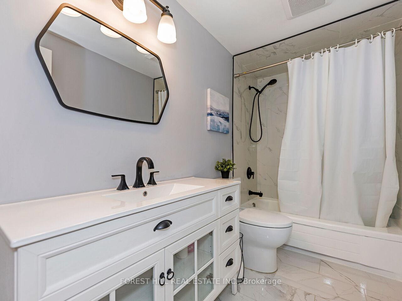 Photo 25 of 4174 Rossland Crescent, Mississauga, Erin Mills — HOMEH