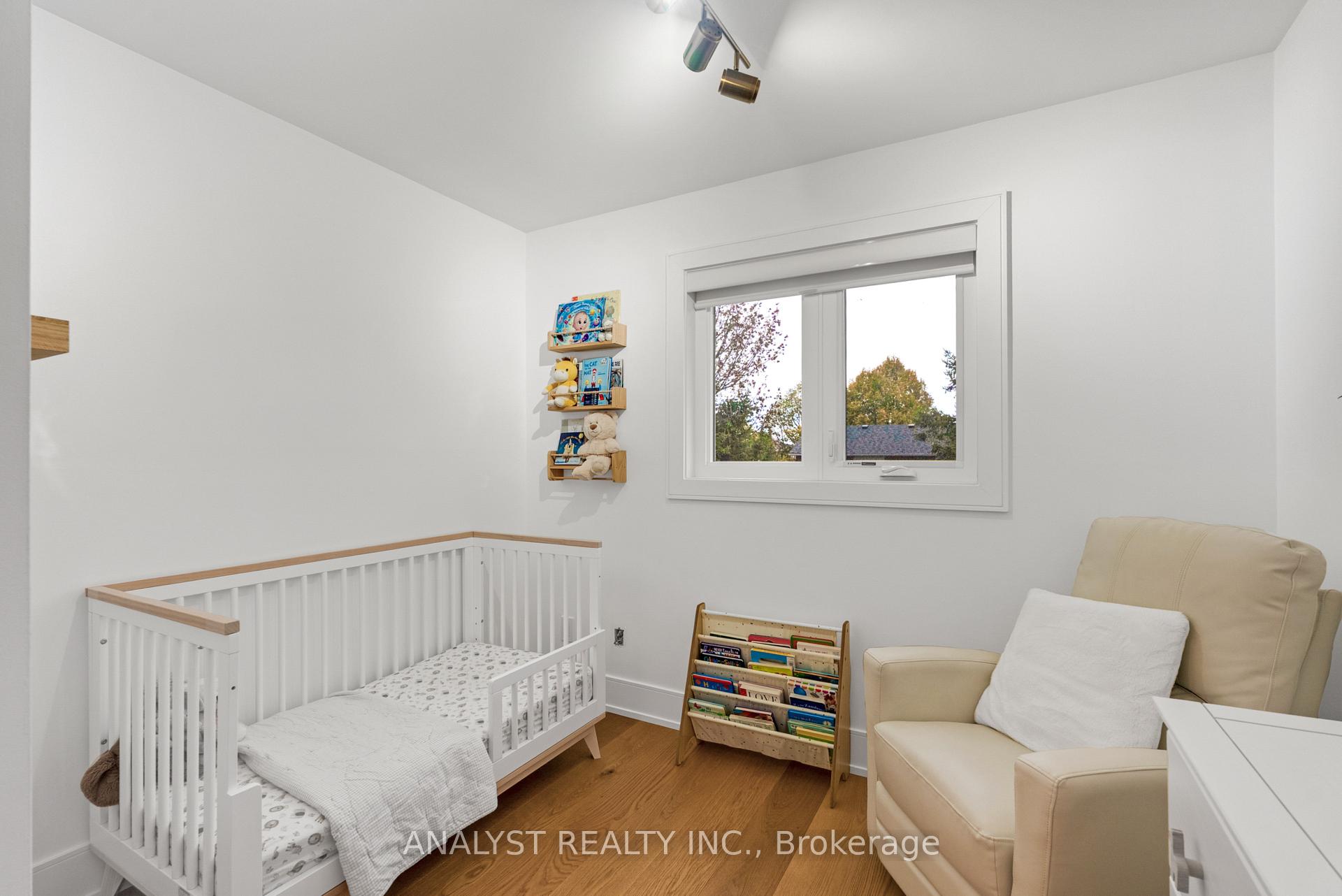 Photo 21 of 7 Compton Court, Caledon, Bolton East — HOMEH