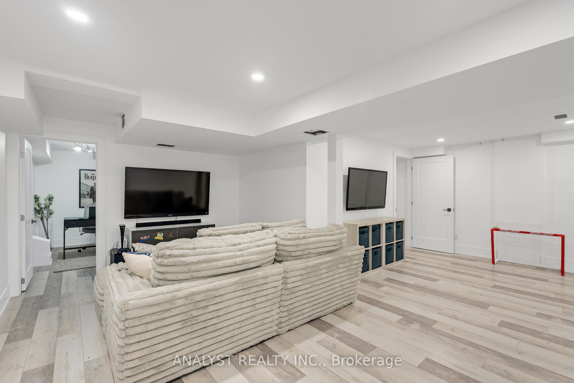 Photo 25 of 7 Compton Court, Caledon, Bolton East — HOMEH