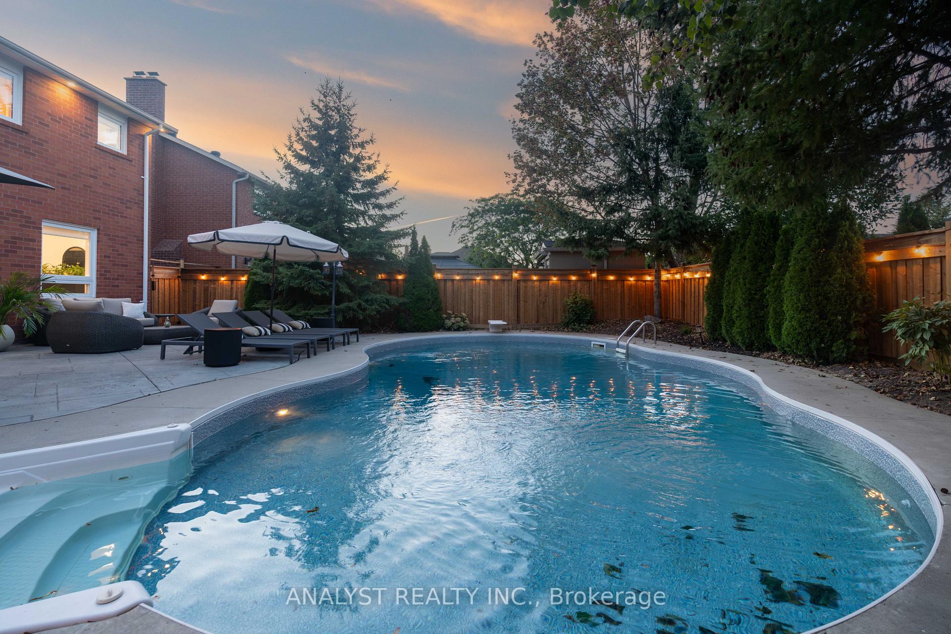 Photo 34 of 7 Compton Court, Caledon, Bolton East — HOMEH