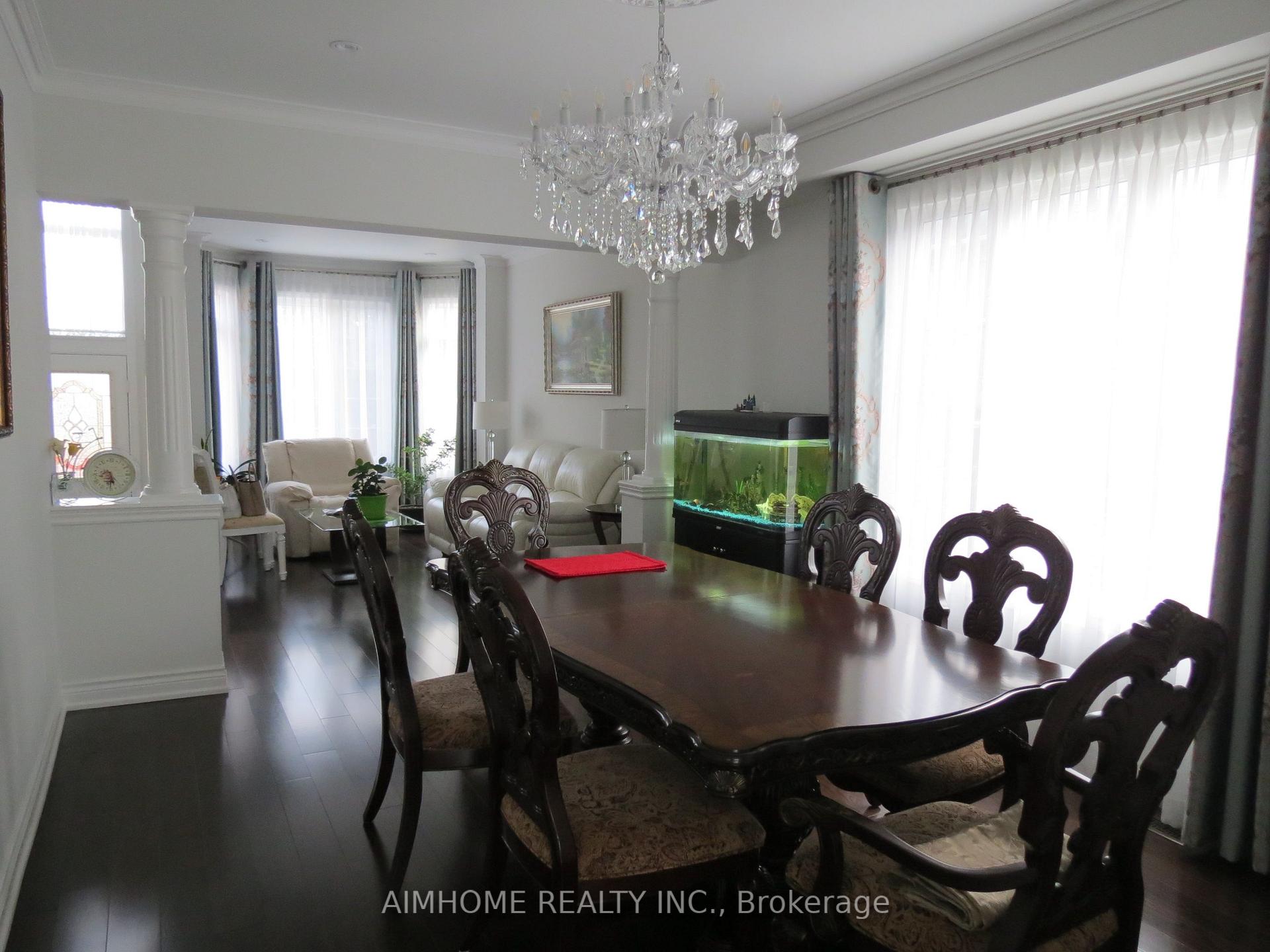 Photo 9 of 102 Farmstead Road, Richmond Hill, Rouge Woods — HOMEH