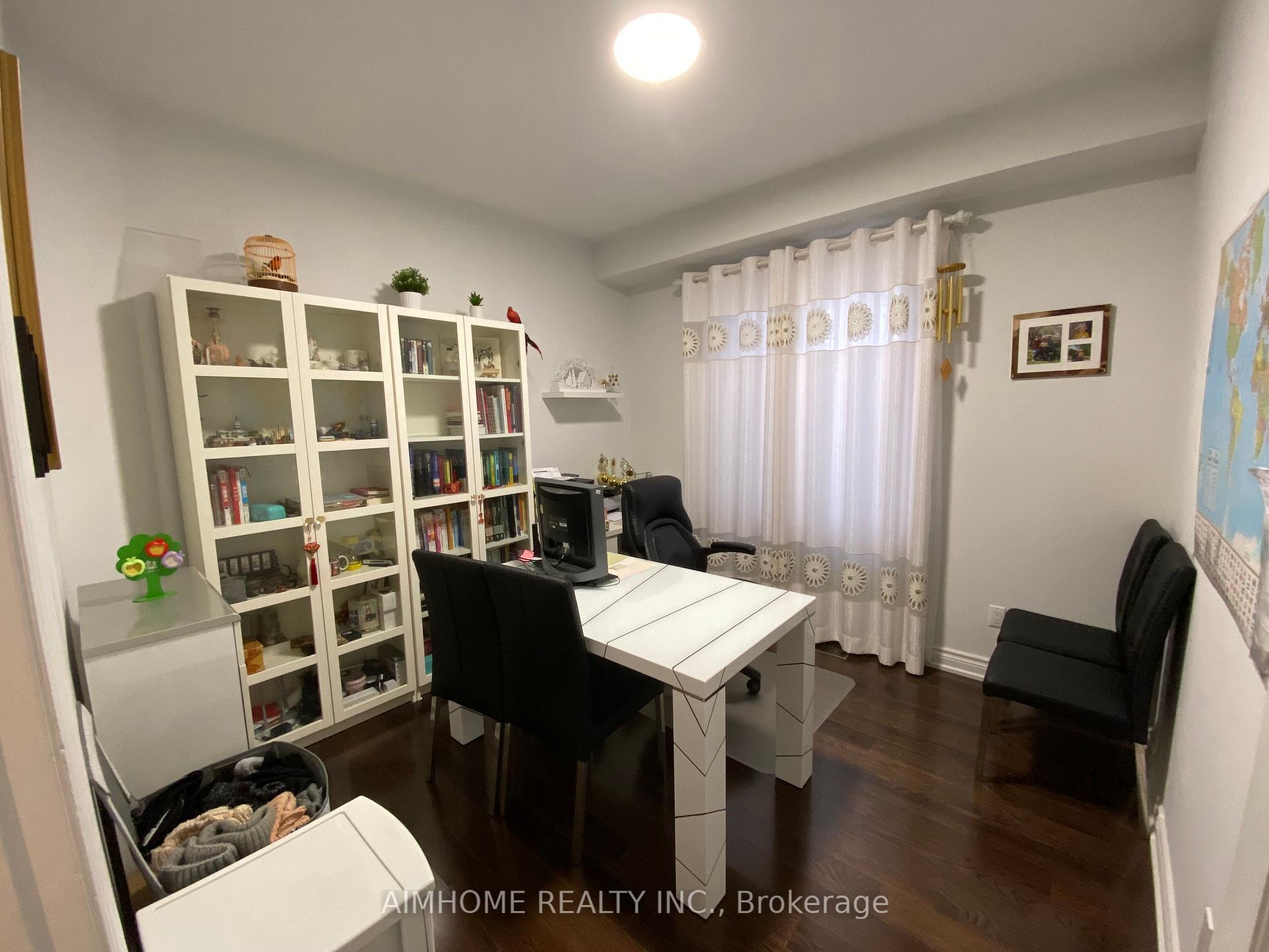 Photo 22 of 102 Farmstead Road, Richmond Hill, Rouge Woods — HOMEH