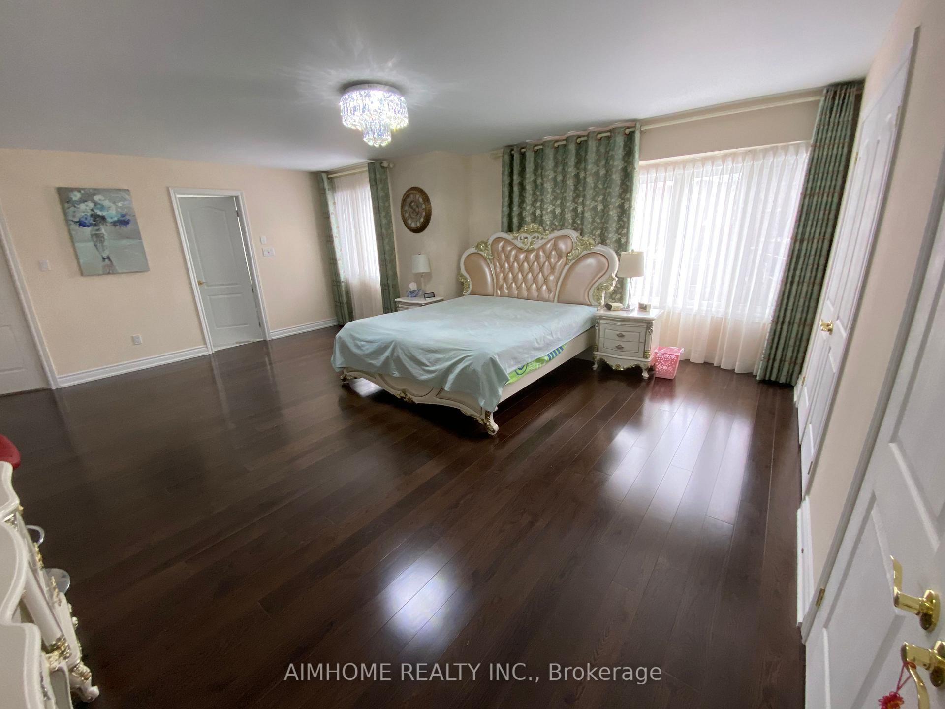 Photo 29 of 102 Farmstead Road, Richmond Hill, Rouge Woods — HOMEH