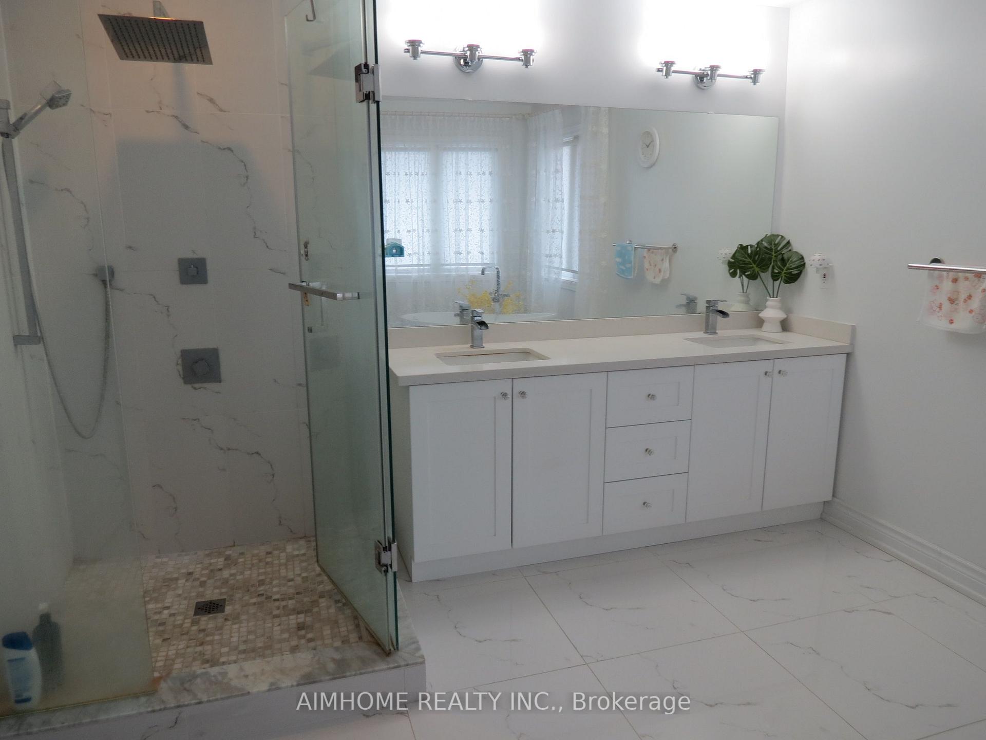 Photo 33 of 102 Farmstead Road, Richmond Hill, Rouge Woods — HOMEH