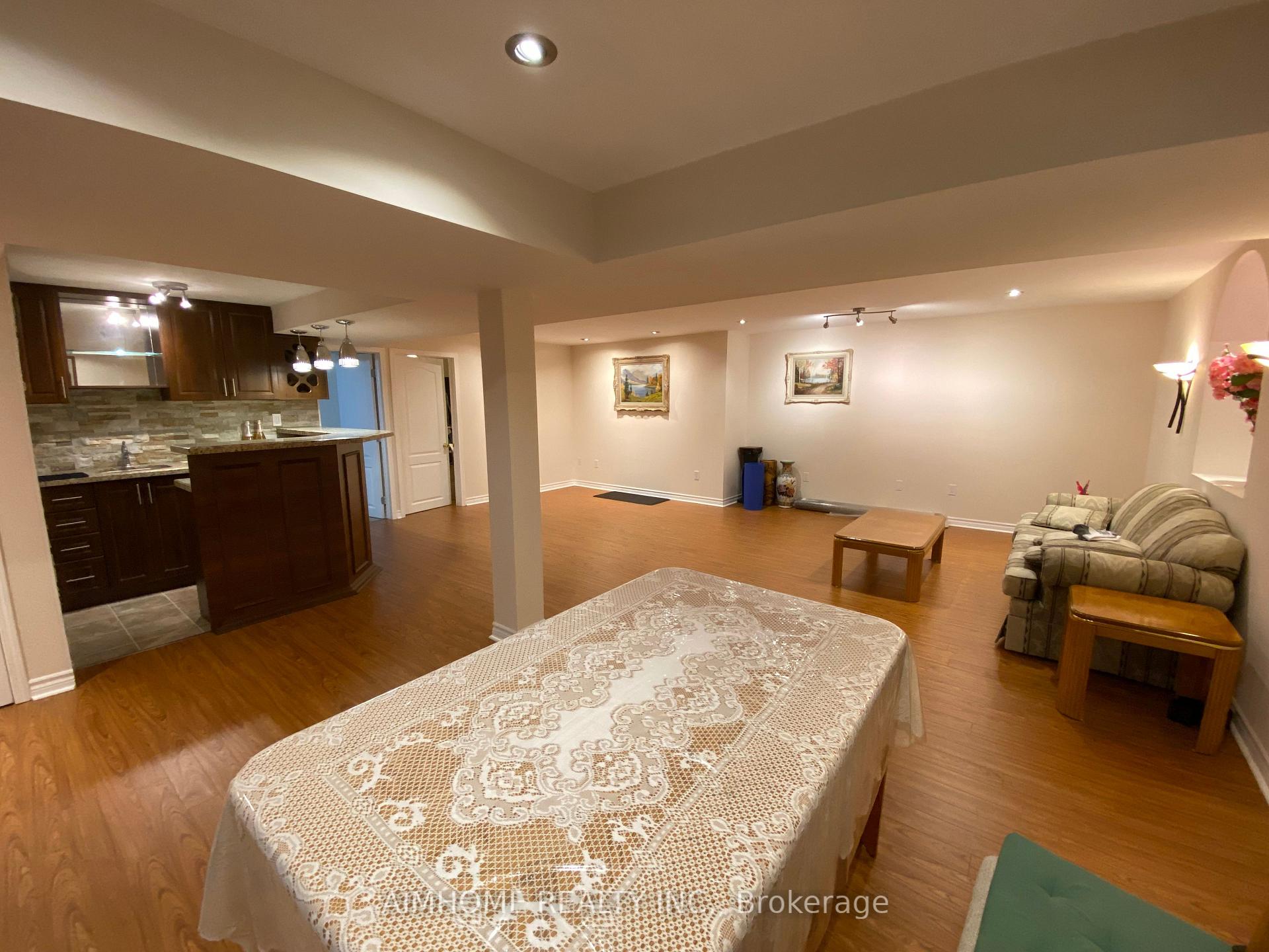 Photo 43 of 102 Farmstead Road, Richmond Hill, Rouge Woods — HOMEH