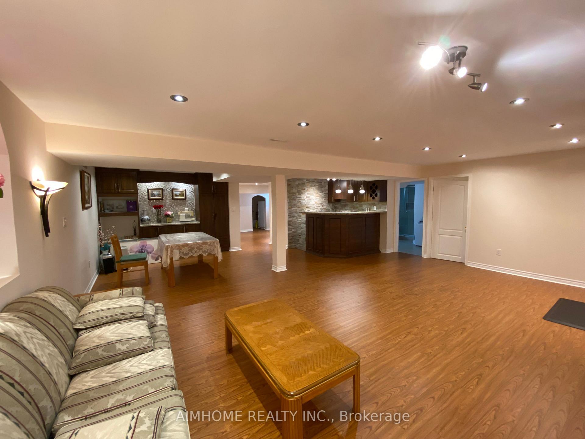 Photo 44 of 102 Farmstead Road, Richmond Hill, Rouge Woods — HOMEH