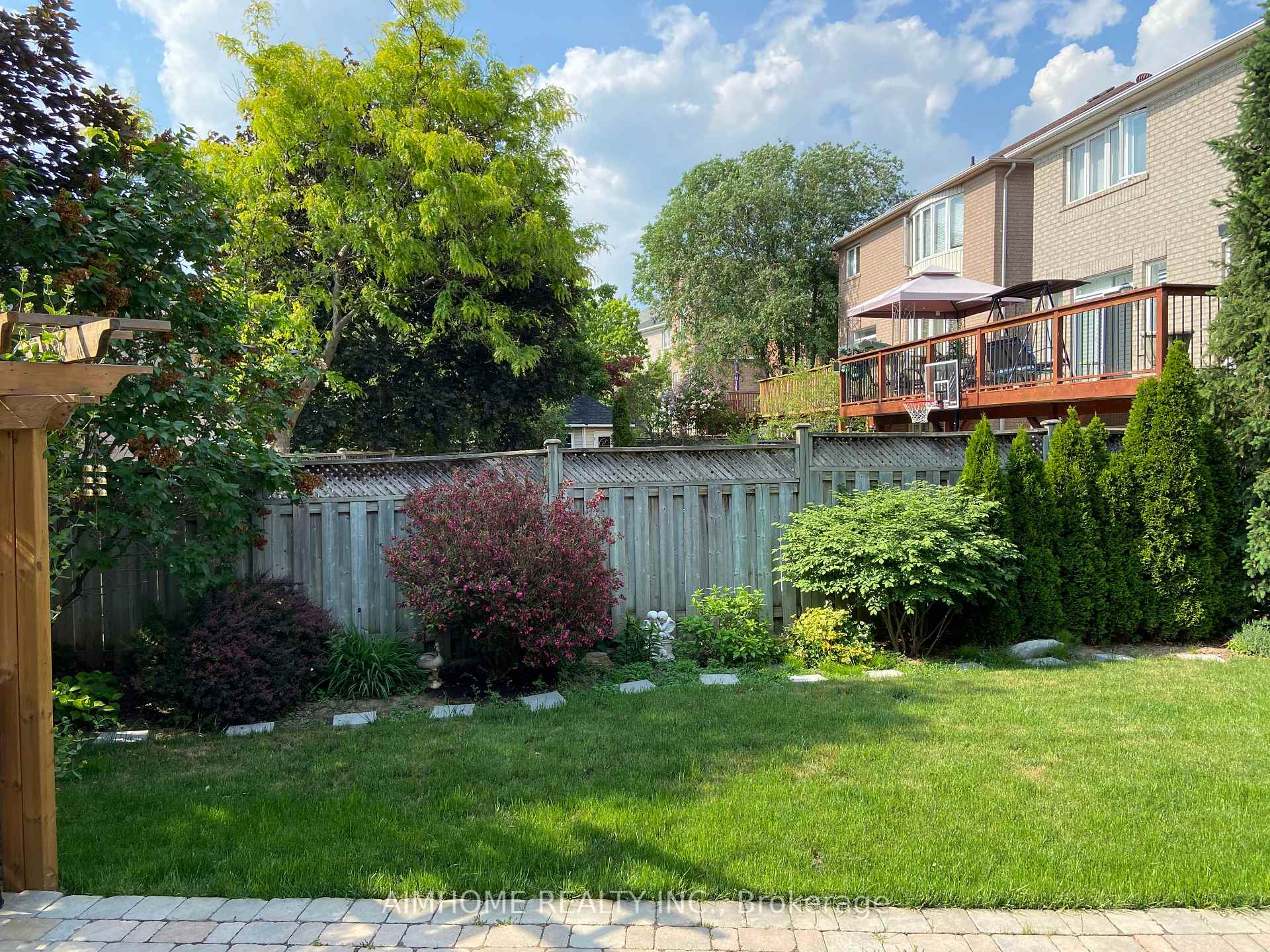 Photo 47 of 102 Farmstead Road, Richmond Hill, Rouge Woods — HOMEH