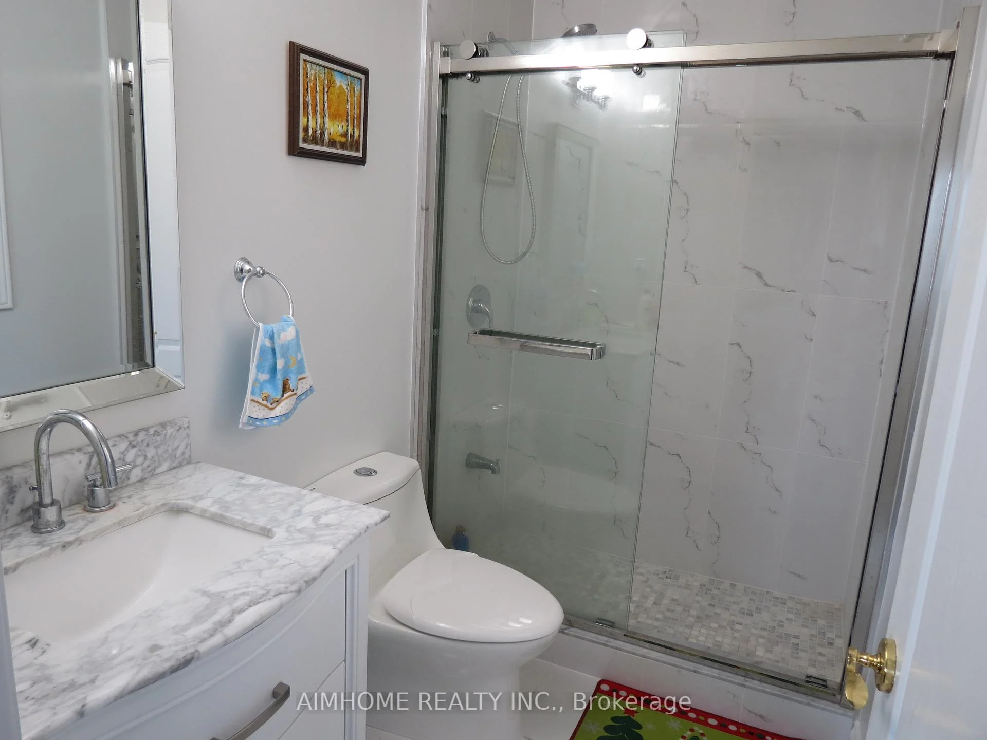 Photo 21 of 102 Farmstead Road, Richmond Hill, Rouge Woods — HOMEH