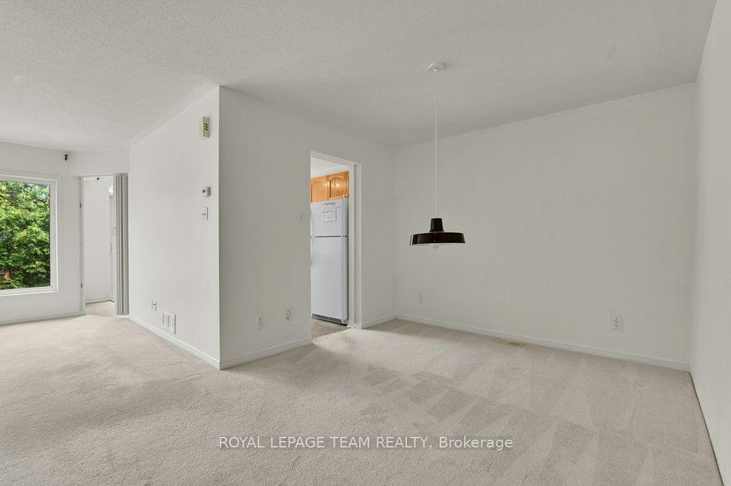 Photo 6 of 147 Sorento Street, Ottawa, Barrhaven - Strandherd — HOMEH