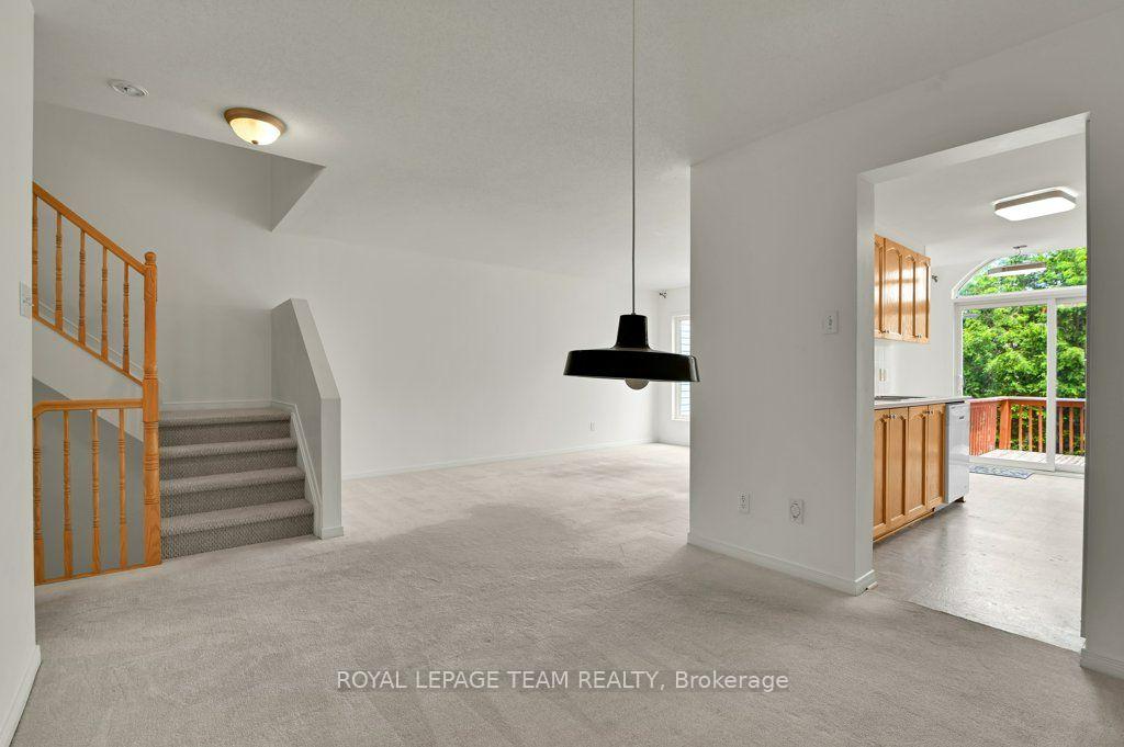 Photo 7 of 147 Sorento Street, Ottawa, Barrhaven - Strandherd — HOMEH