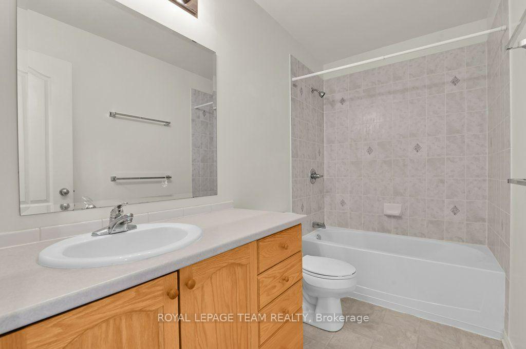 Photo 22 of 147 Sorento Street, Ottawa, Barrhaven - Strandherd — HOMEH