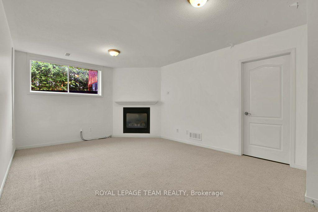 Photo 25 of 147 Sorento Street, Ottawa, Barrhaven - Strandherd — HOMEH