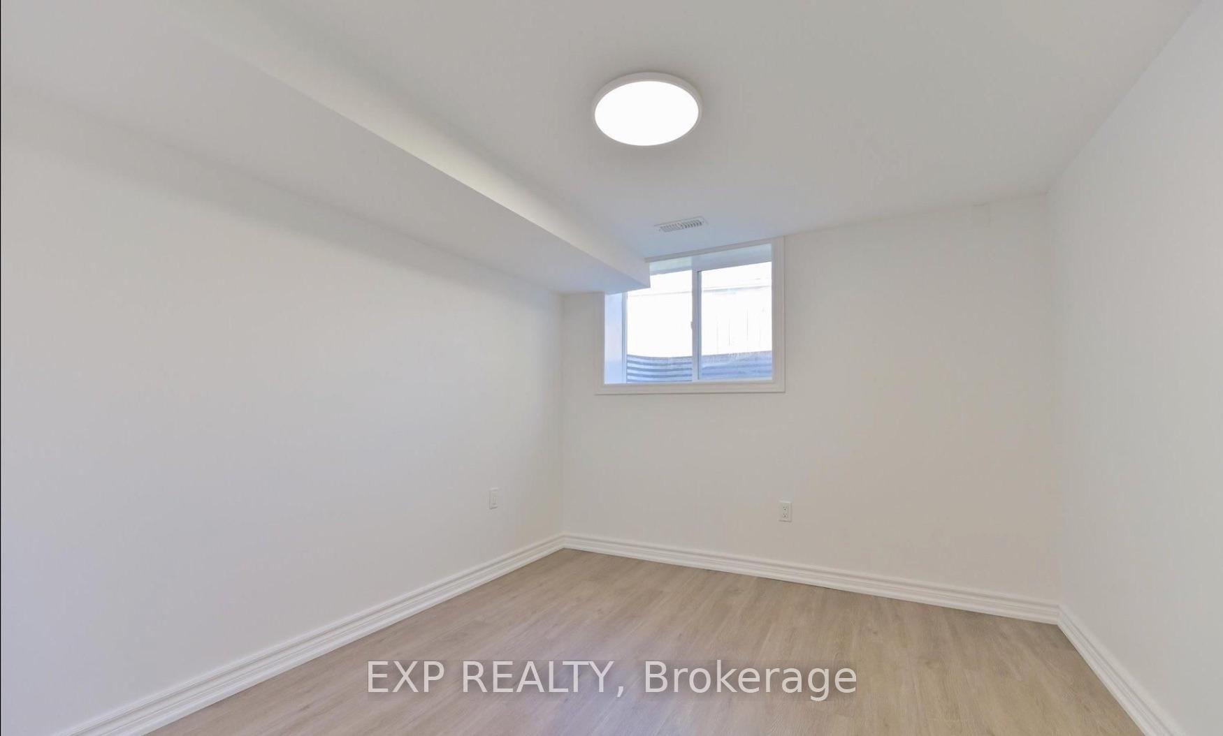 Photo 7 of Unit Basement, 421 Browndale Crescent, Richmond Hill, Crosby — HOMEH