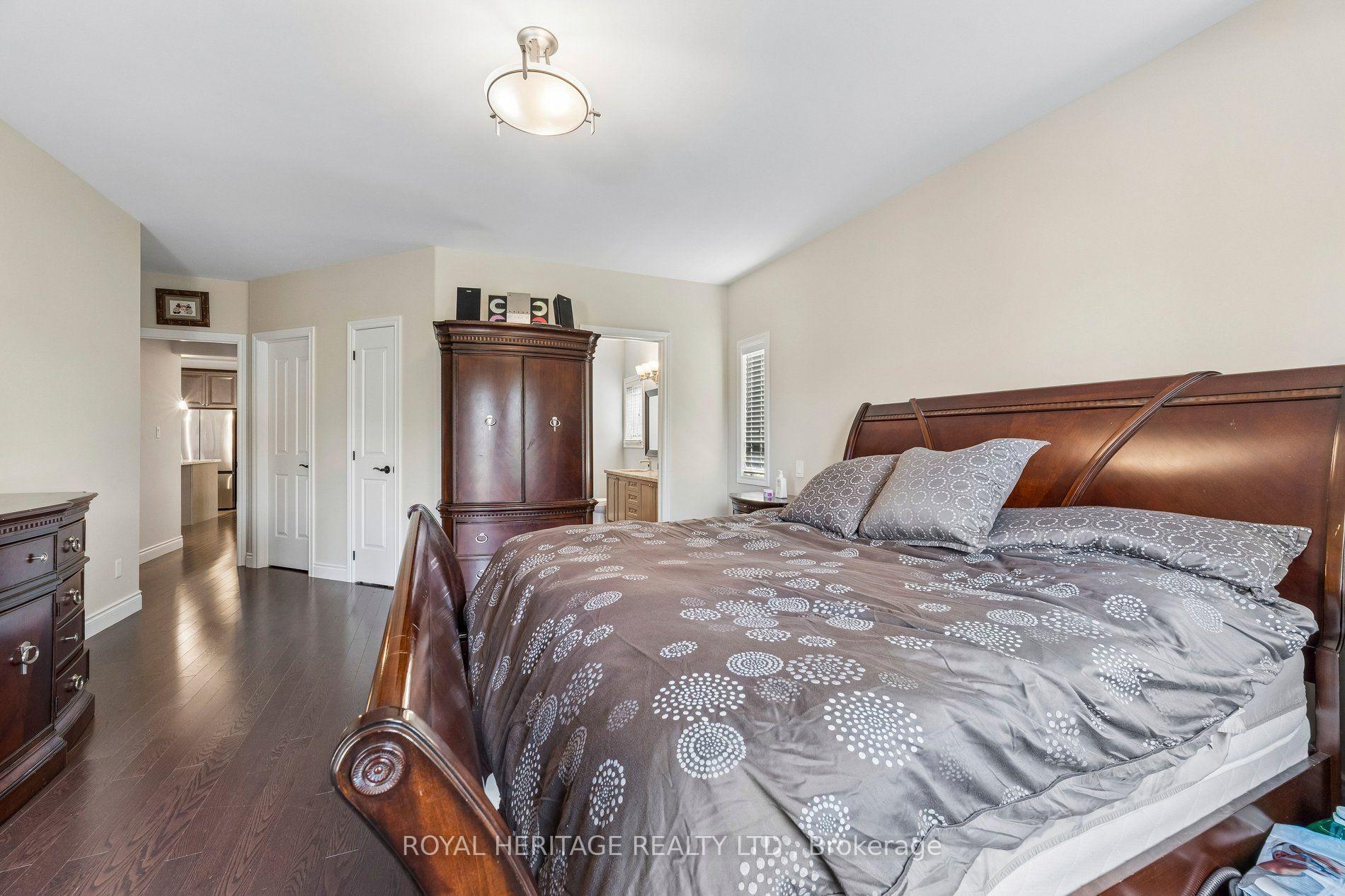 Photo 22 of 51 Gloria Crescent, Whitby, Williamsburg — HOMEH
